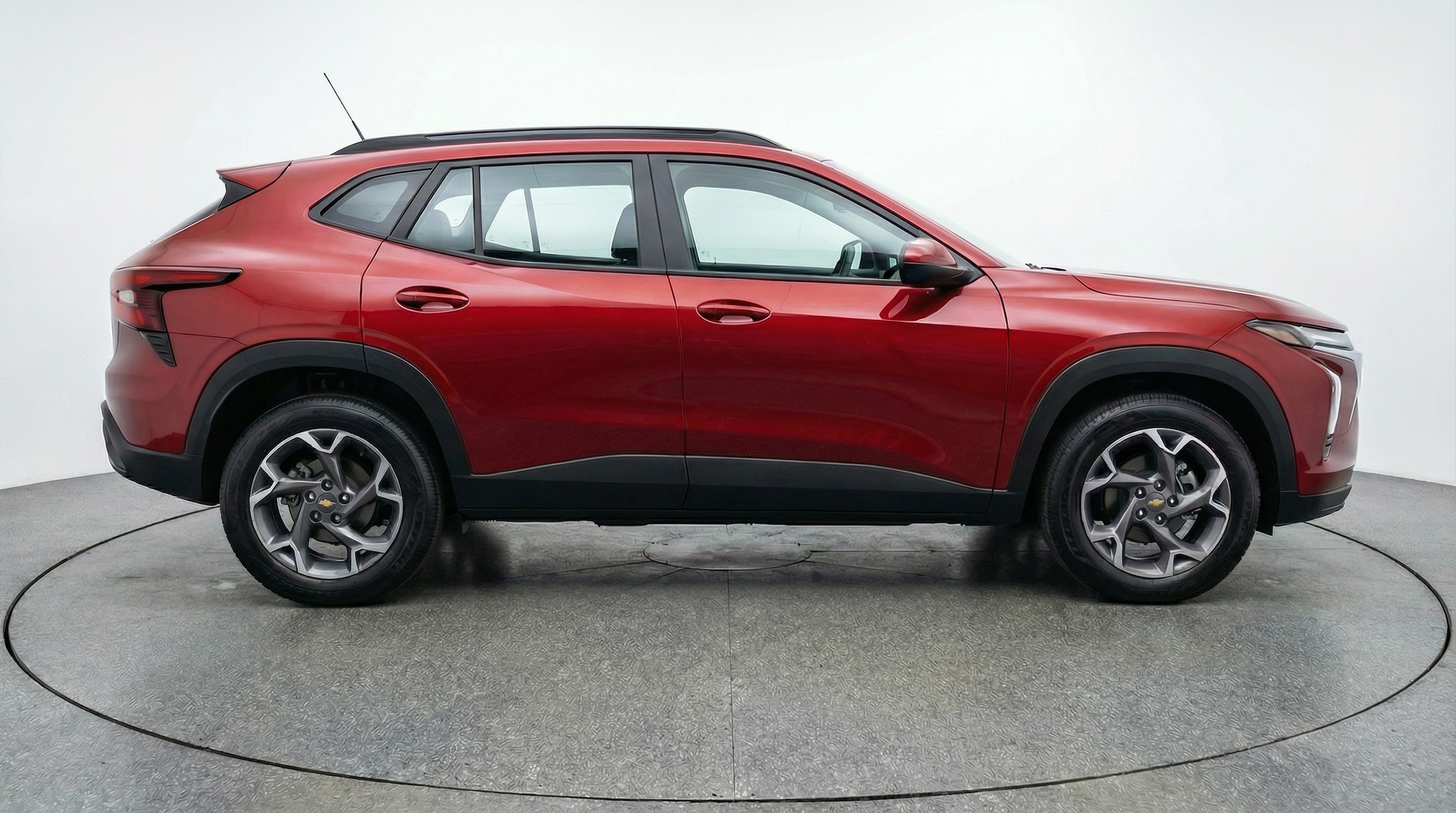 Thumbnail: 2025 Chevrolet Trax - 8