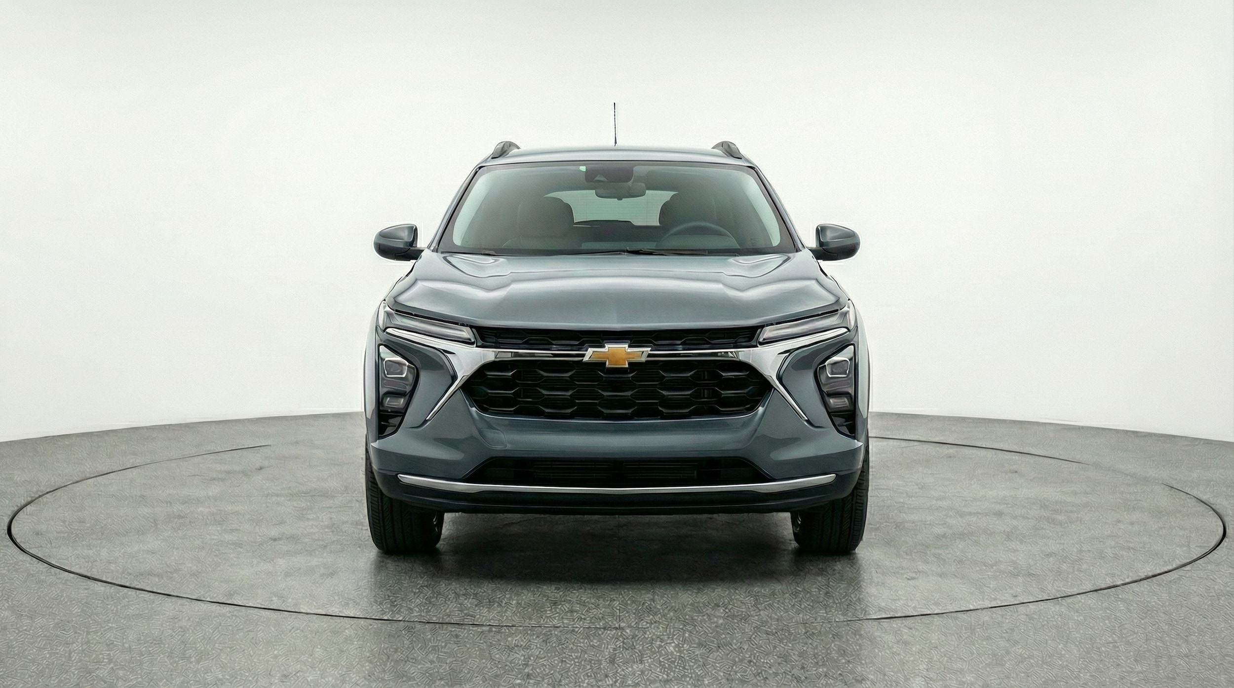 Thumbnail: 2025 Chevrolet Trax - 2