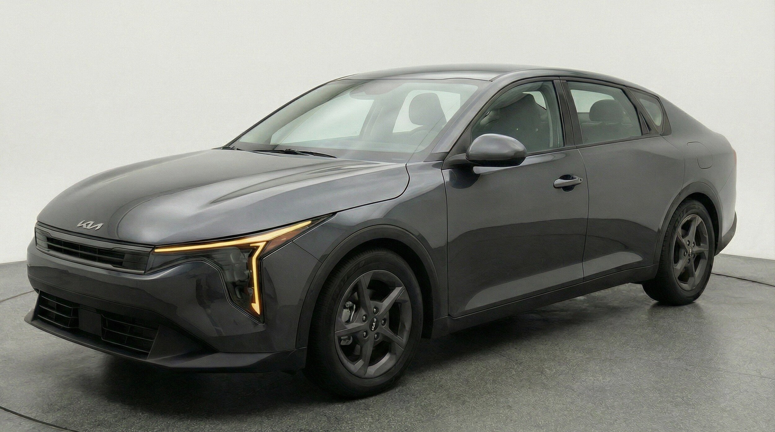 Thumbnail: 2025 Kia K4 - 3