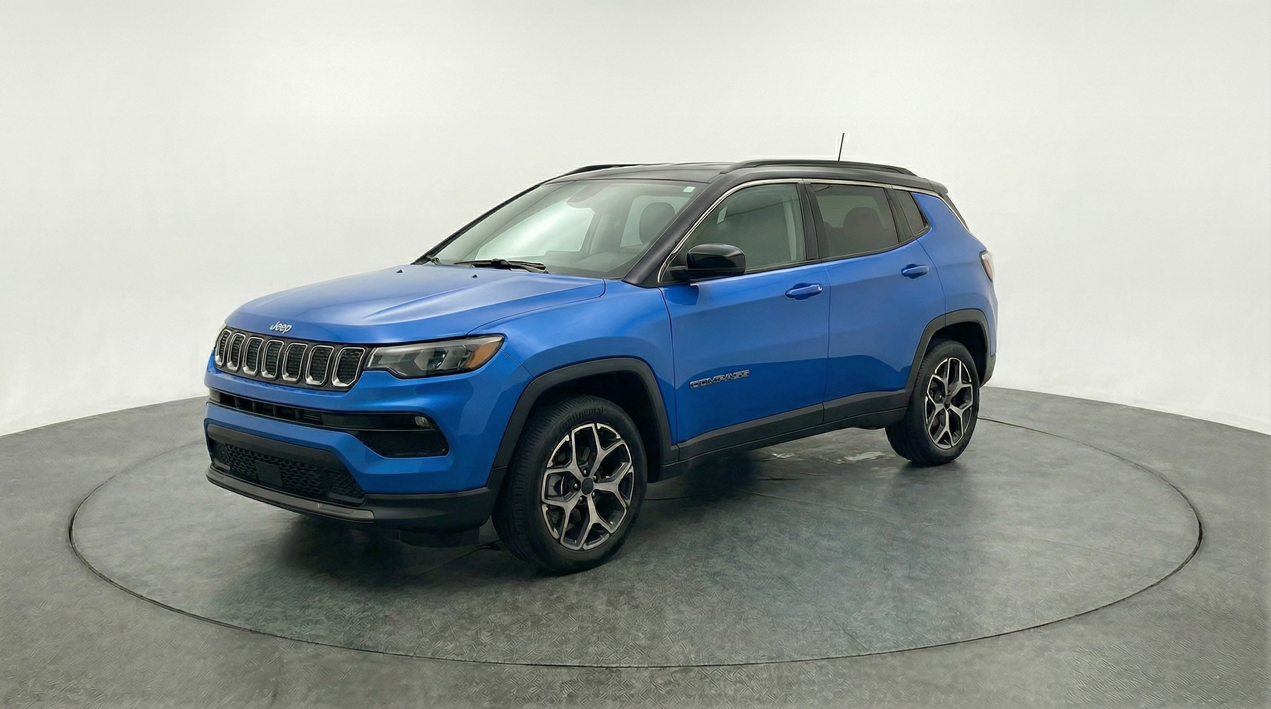 Thumbnail: 2025 Jeep Compass - 3