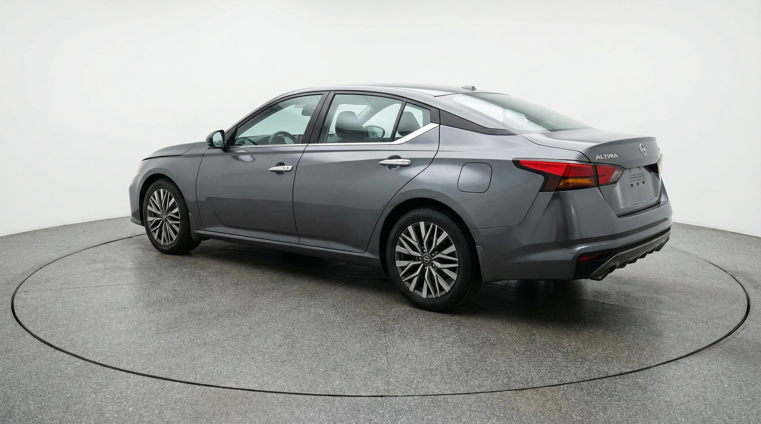 Thumbnail: 2025 Nissan Altima - 5