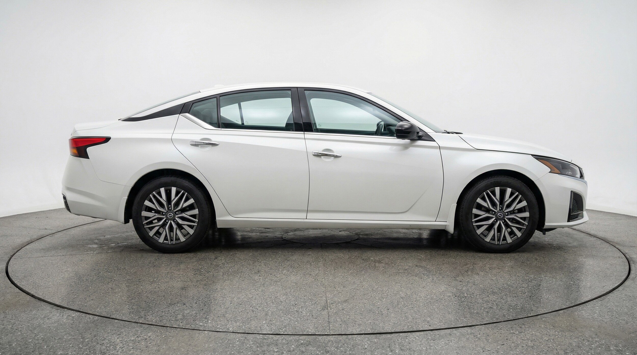 Thumbnail: 2025 Nissan Altima - 11