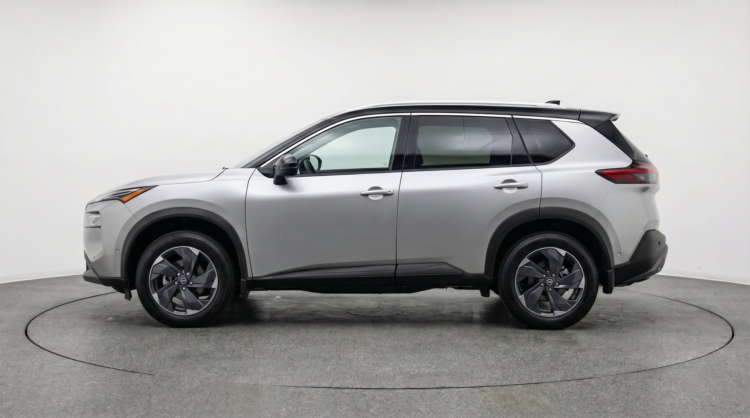 Thumbnail: 2025 Nissan Rogue - 5