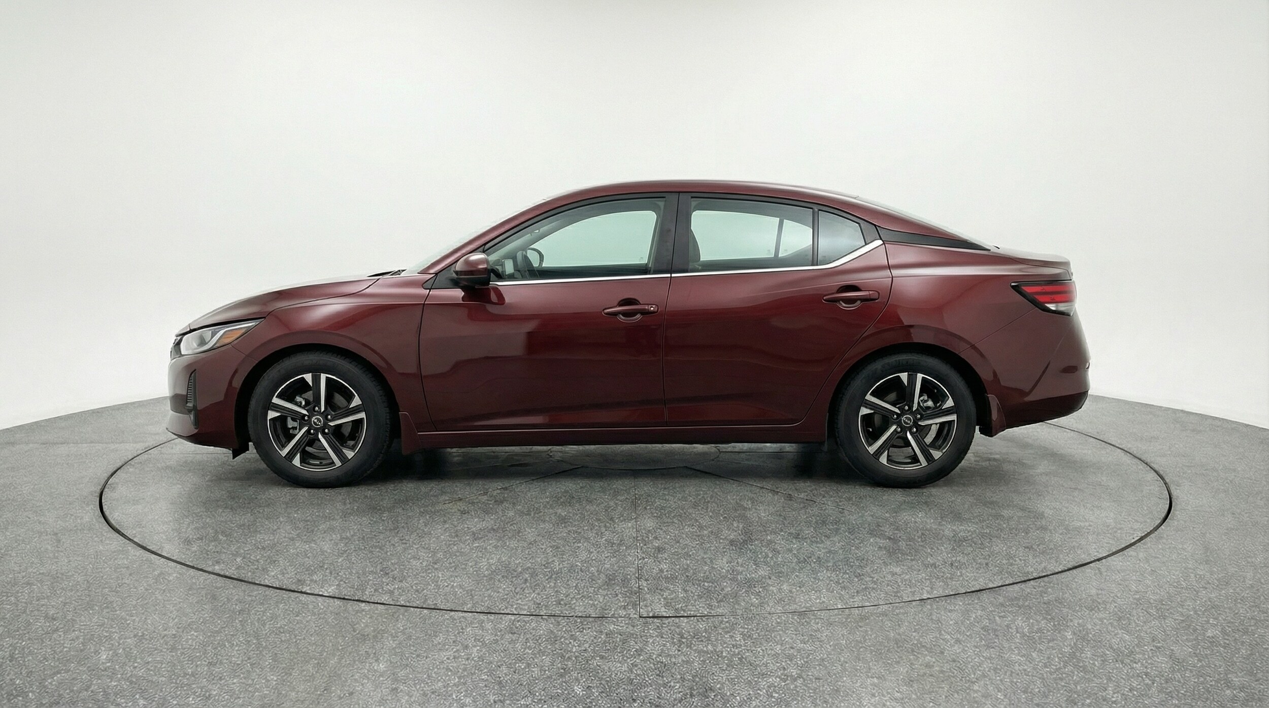 Thumbnail: 2025 Nissan Sentra - 4