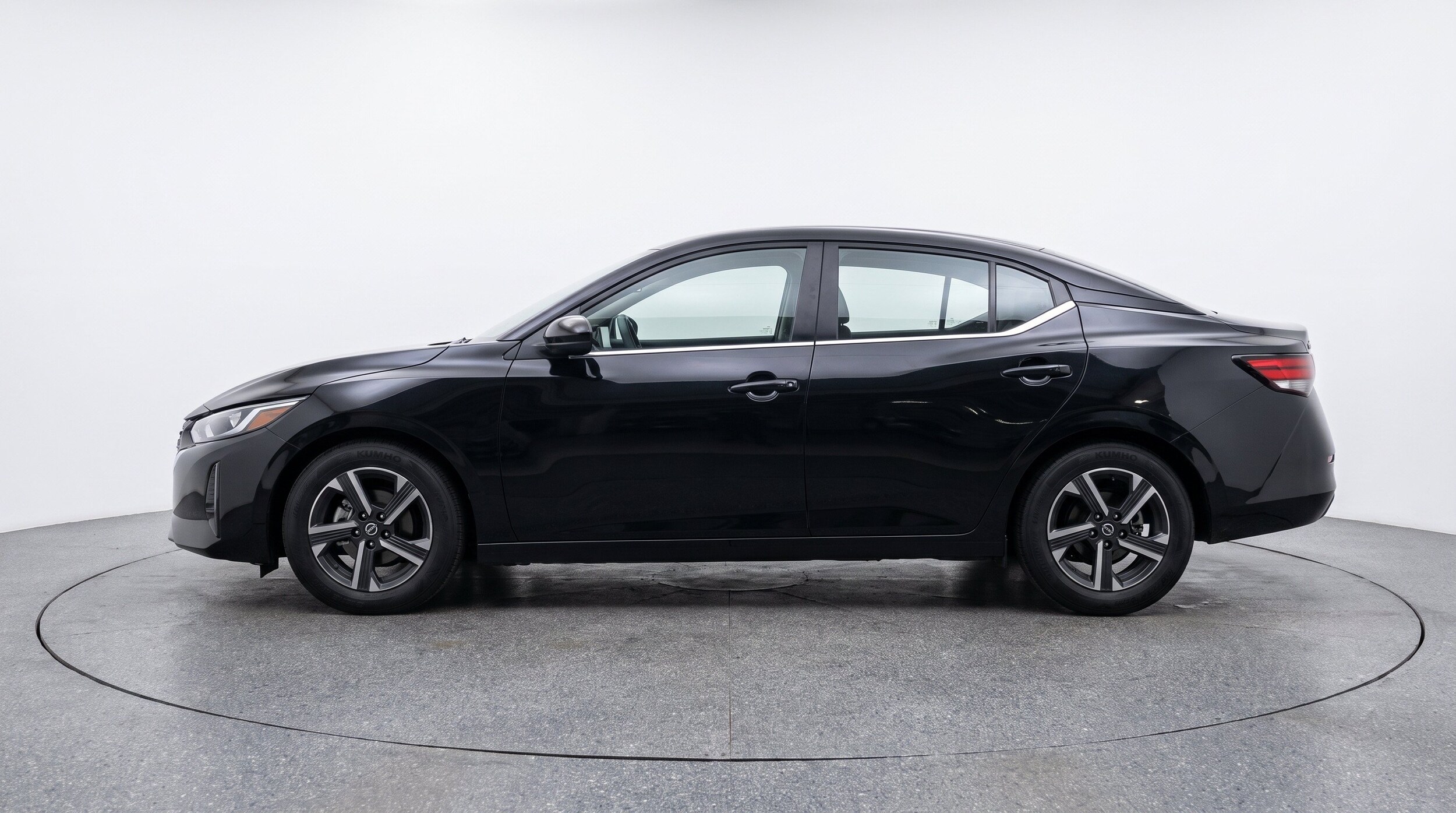 Thumbnail: 2025 Nissan Sentra - 5