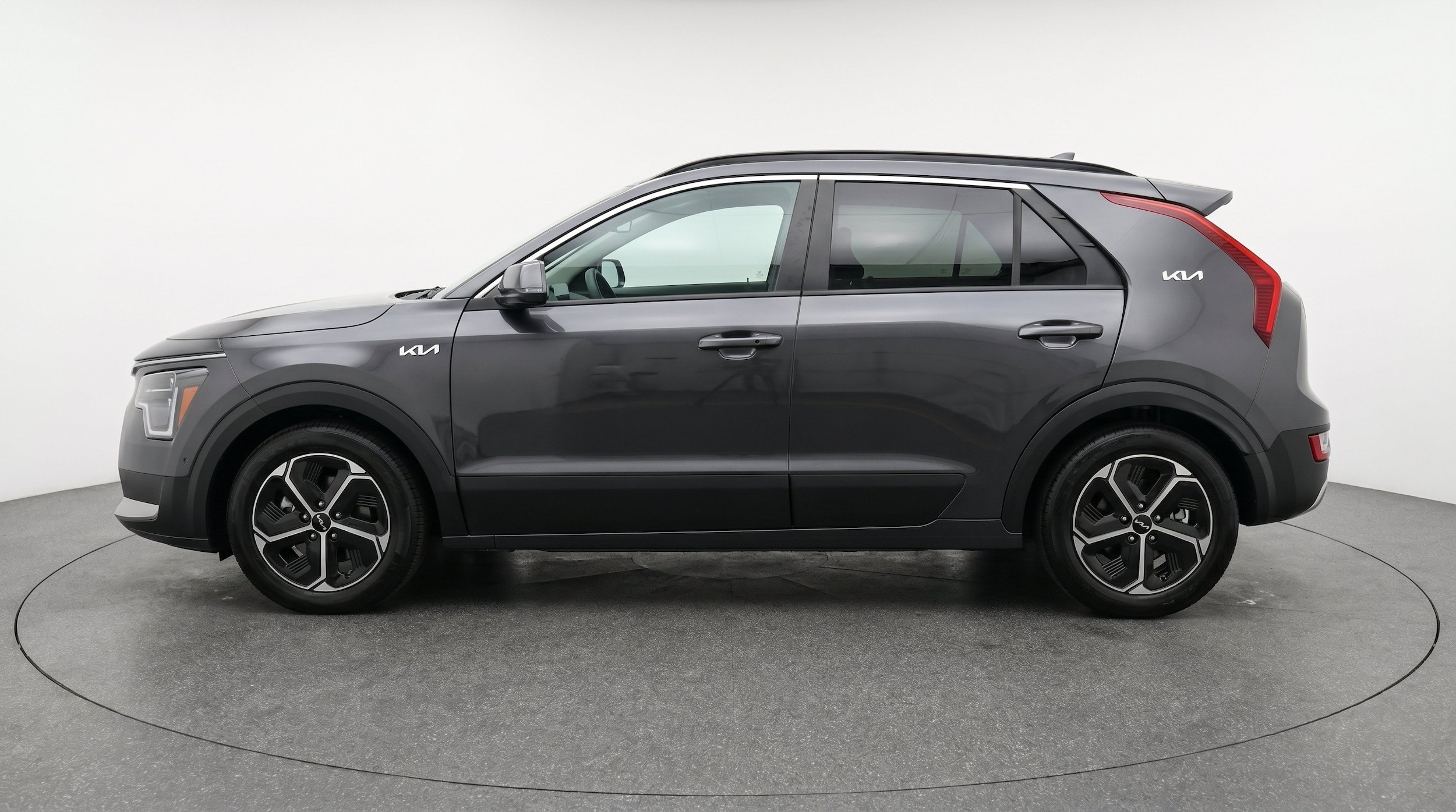 Thumbnail: 2026 Kia Niro - 5