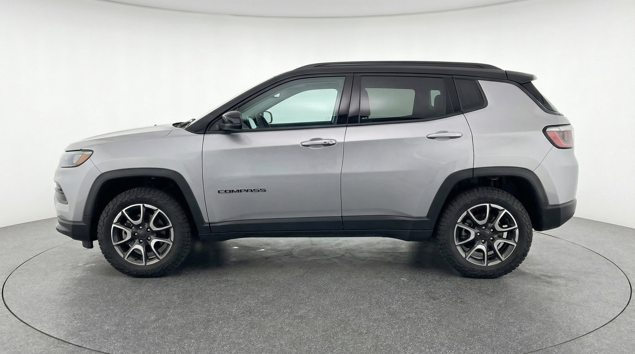 Thumbnail: 2025 Jeep Compass - 5
