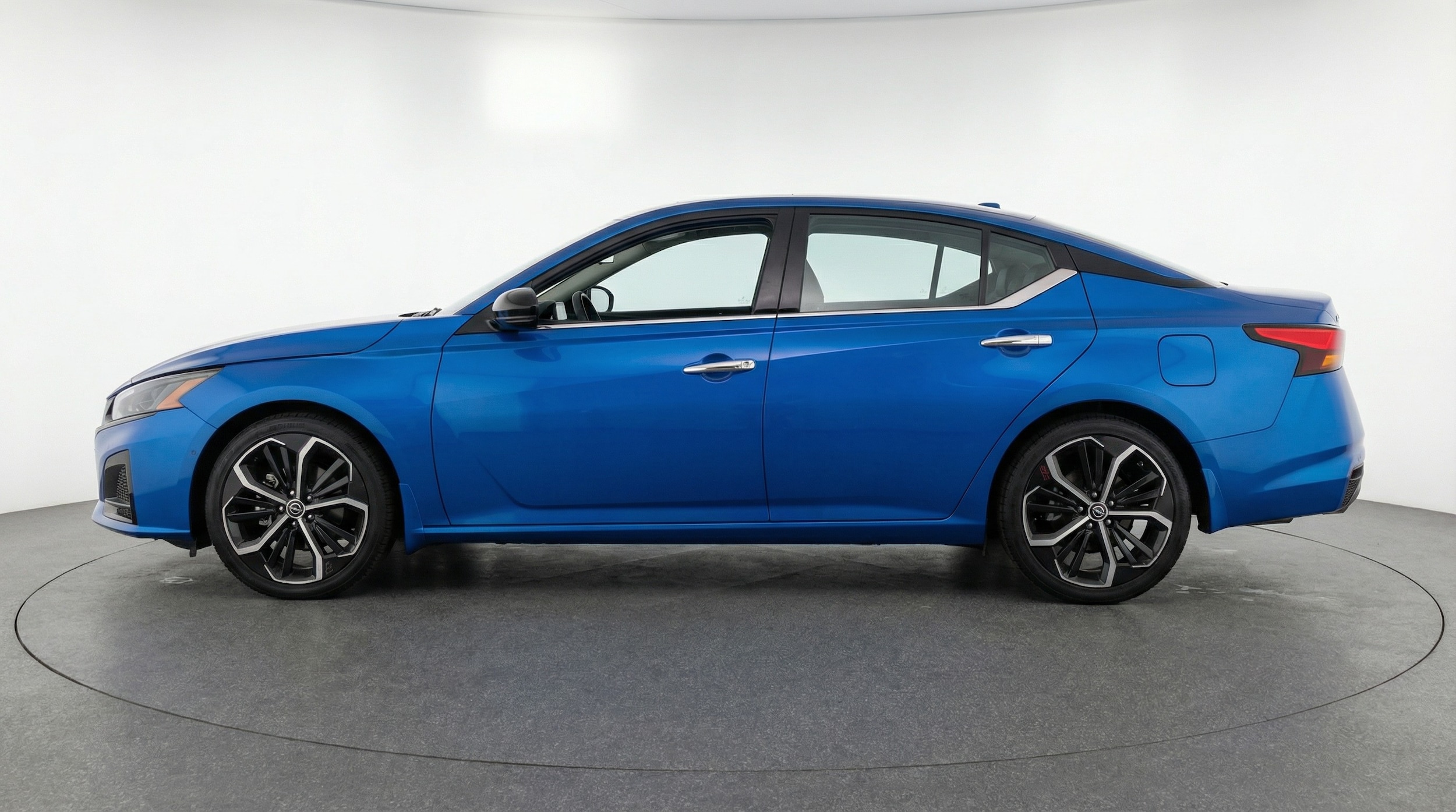 Thumbnail: 2025 Nissan Altima - 4