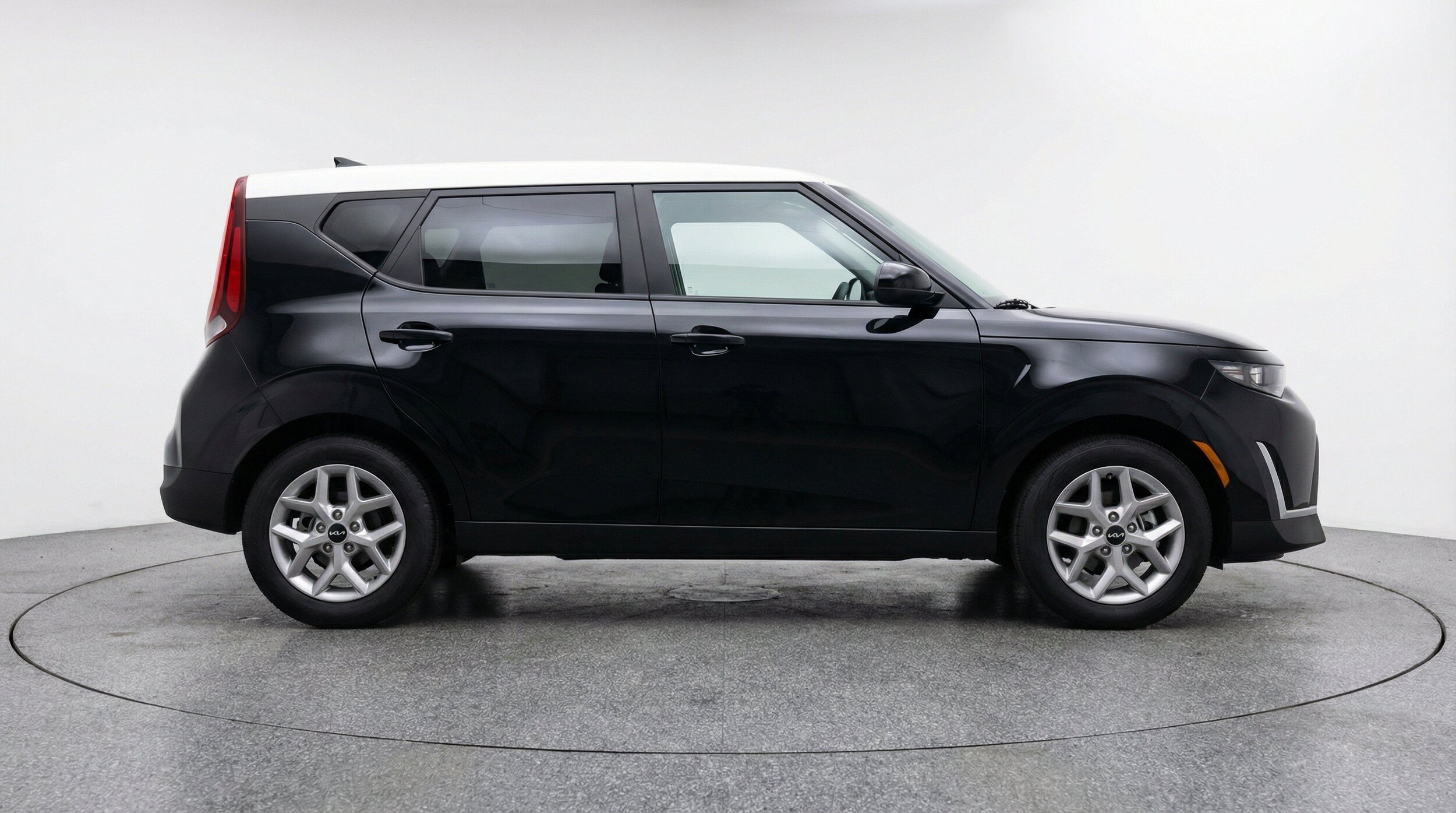 Thumbnail: 2025 Kia Soul - 11