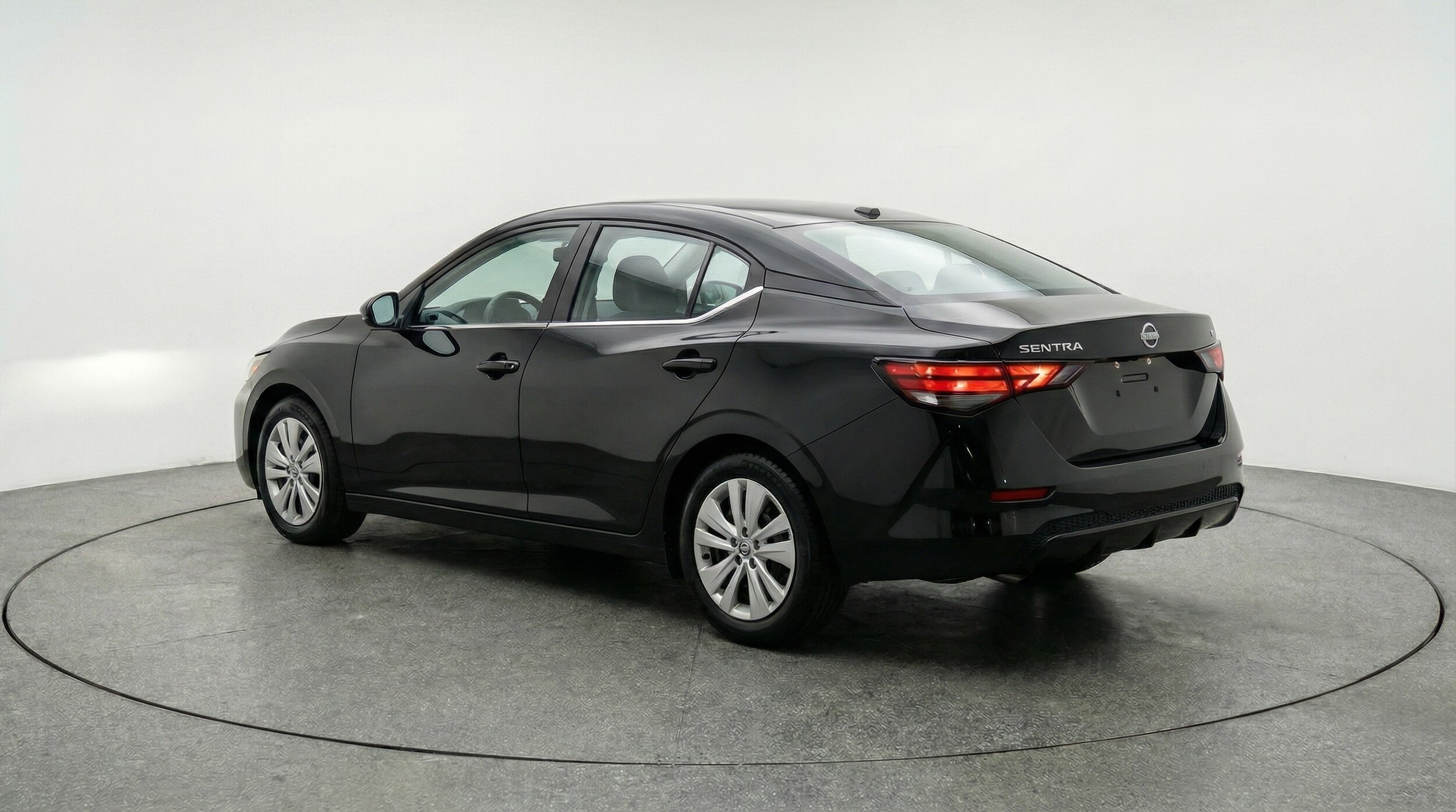 Thumbnail: 2025 Nissan Sentra - 5