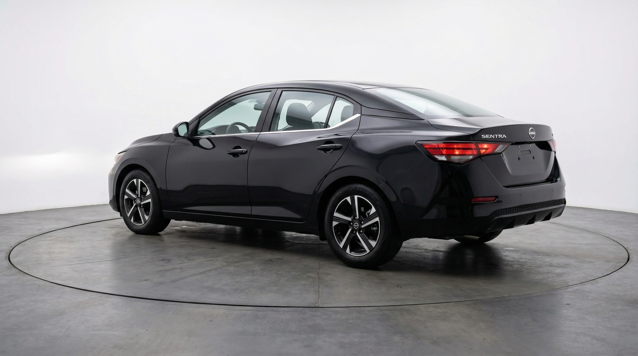 Thumbnail: 2025 Nissan Sentra - 5