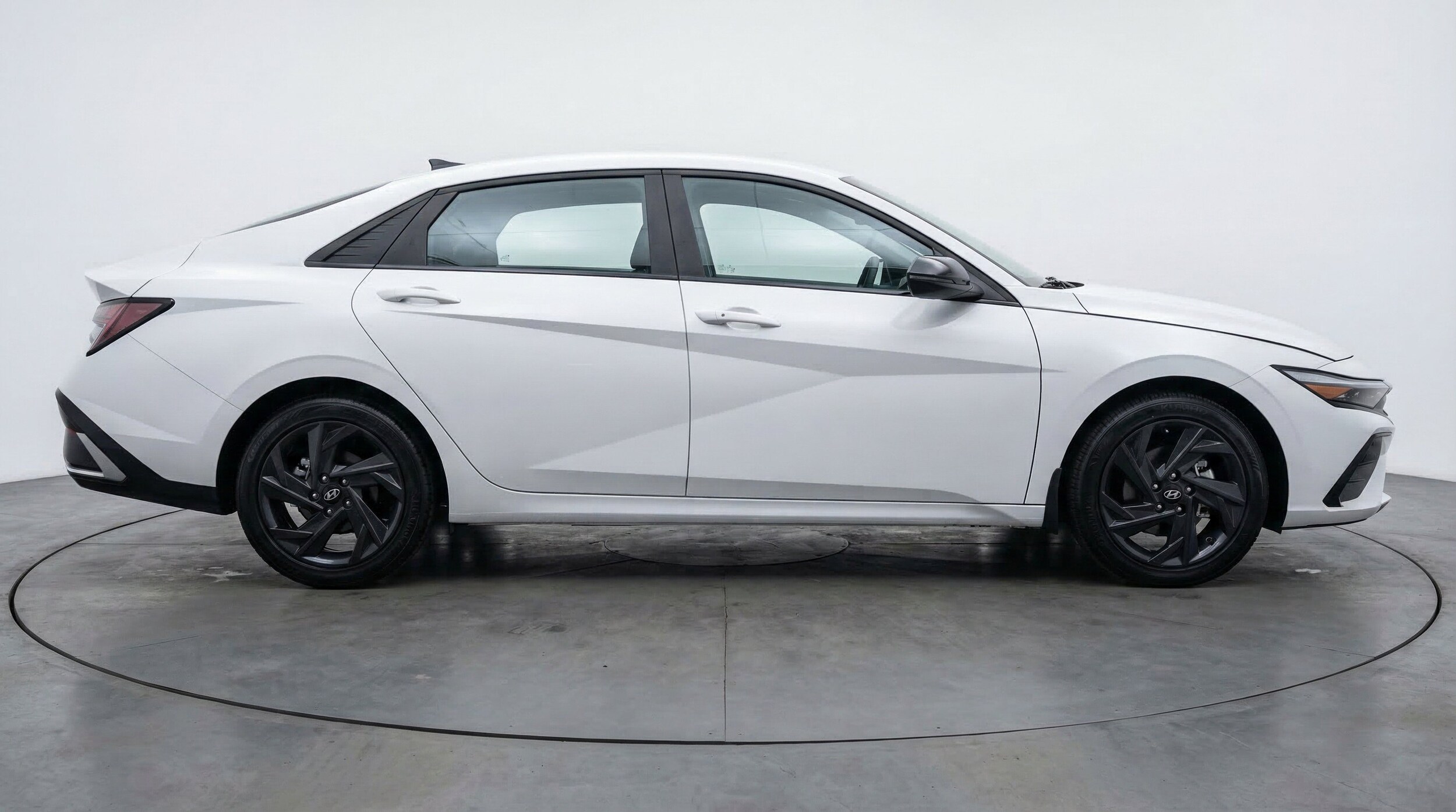 Thumbnail: 2026 Hyundai Elantra - 11