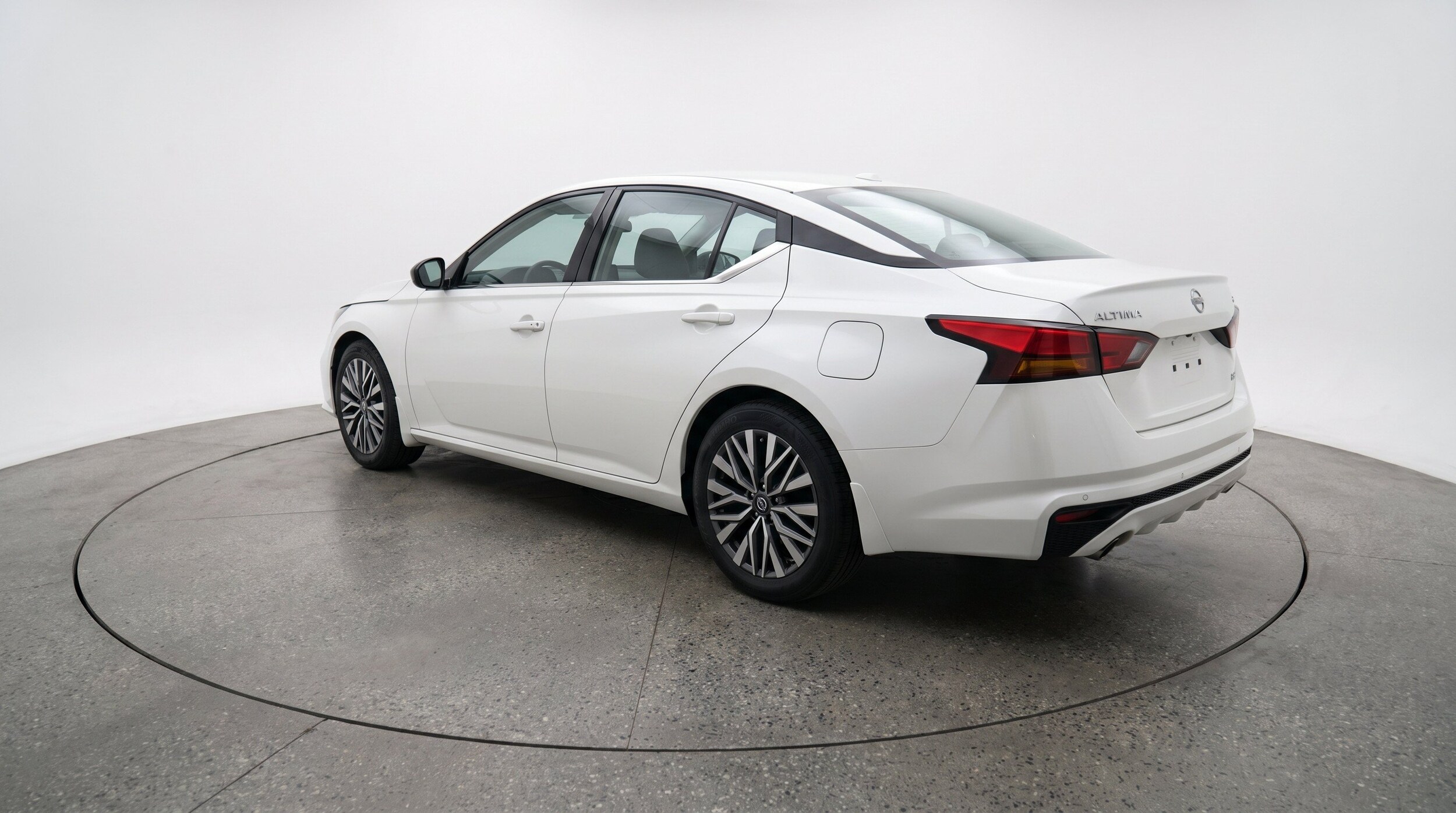 Thumbnail: 2025 Nissan Altima - 6