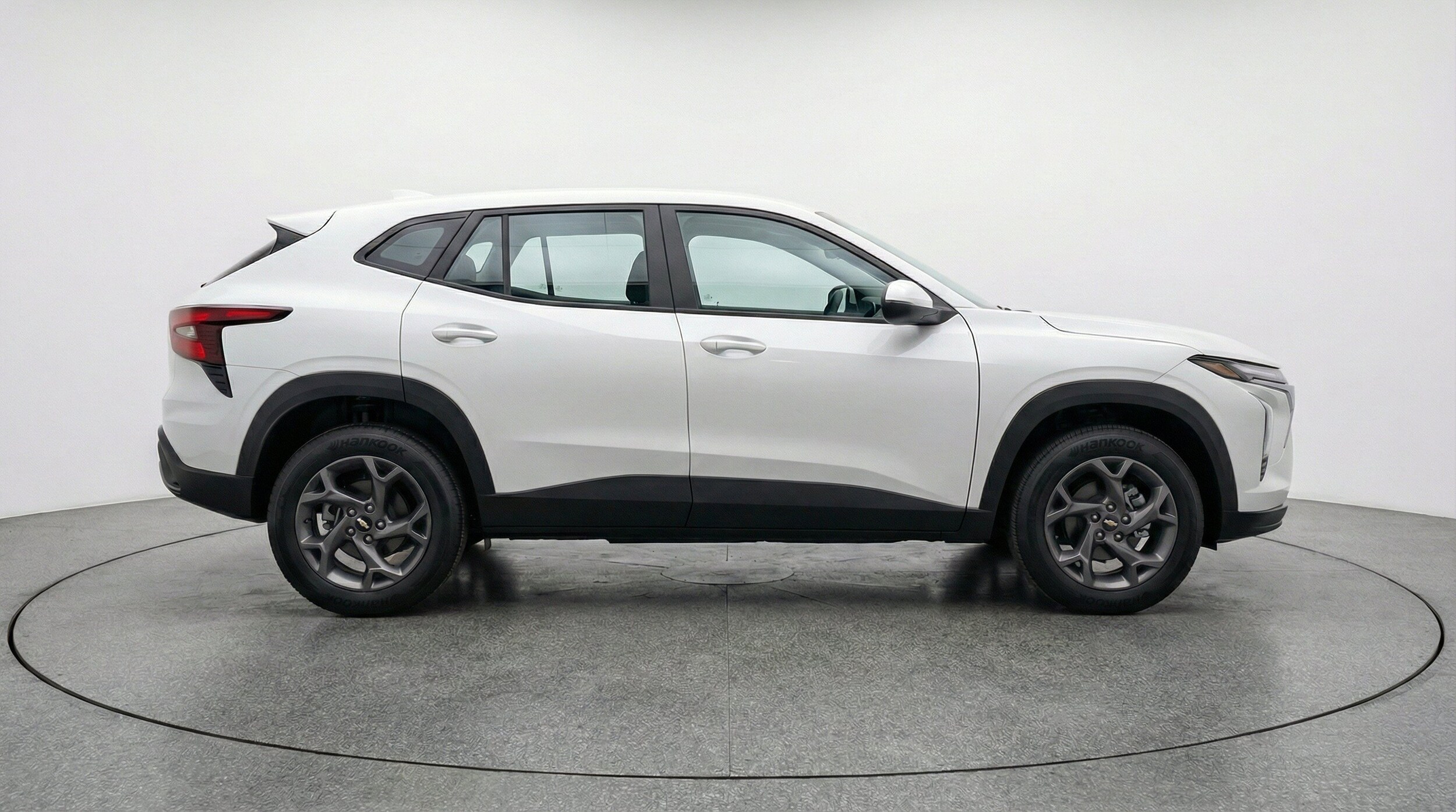 Thumbnail: 2025 Chevrolet Trax - 10