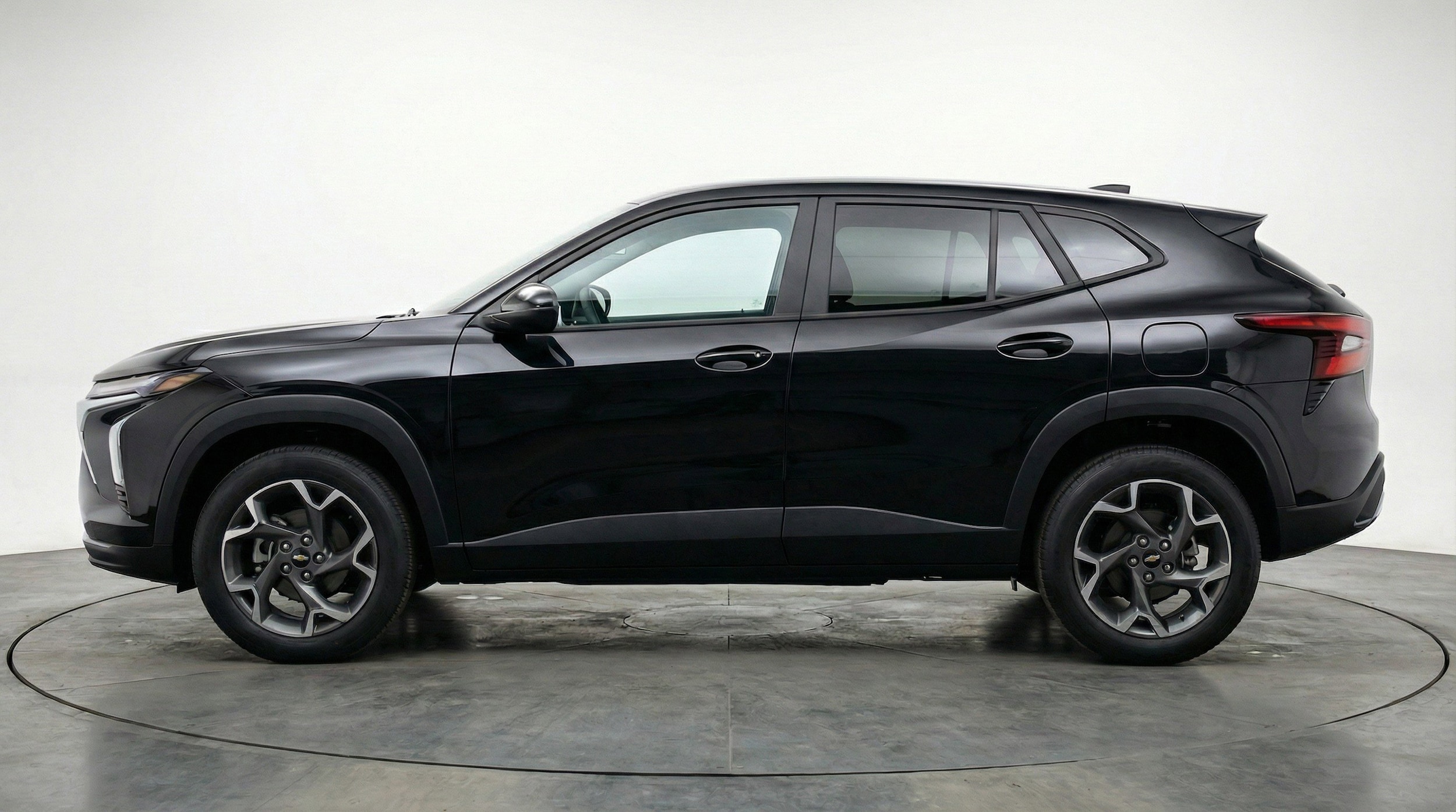 Thumbnail: 2025 Chevrolet Trax - 5