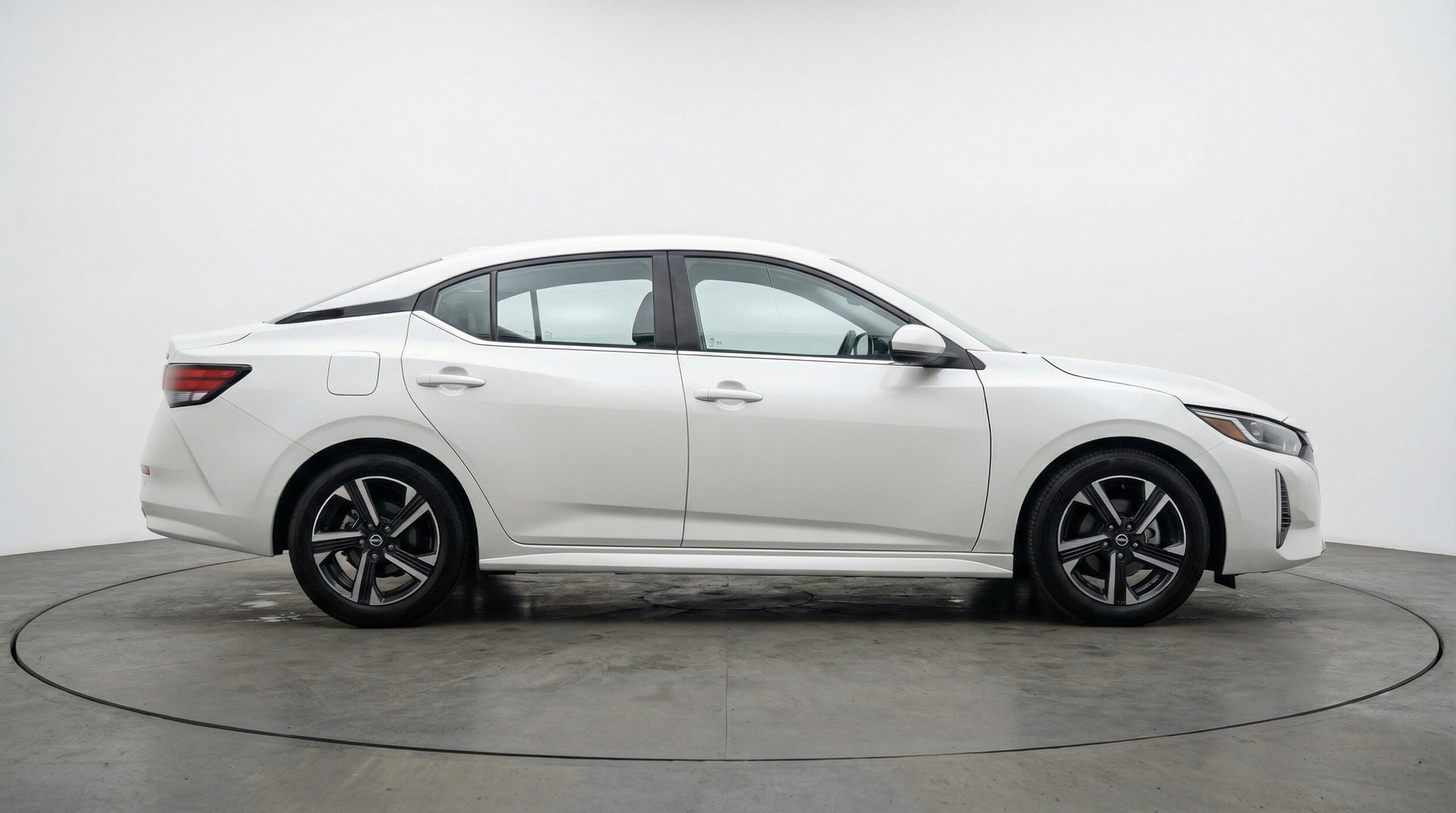 Thumbnail: 2025 Nissan Sentra - 11