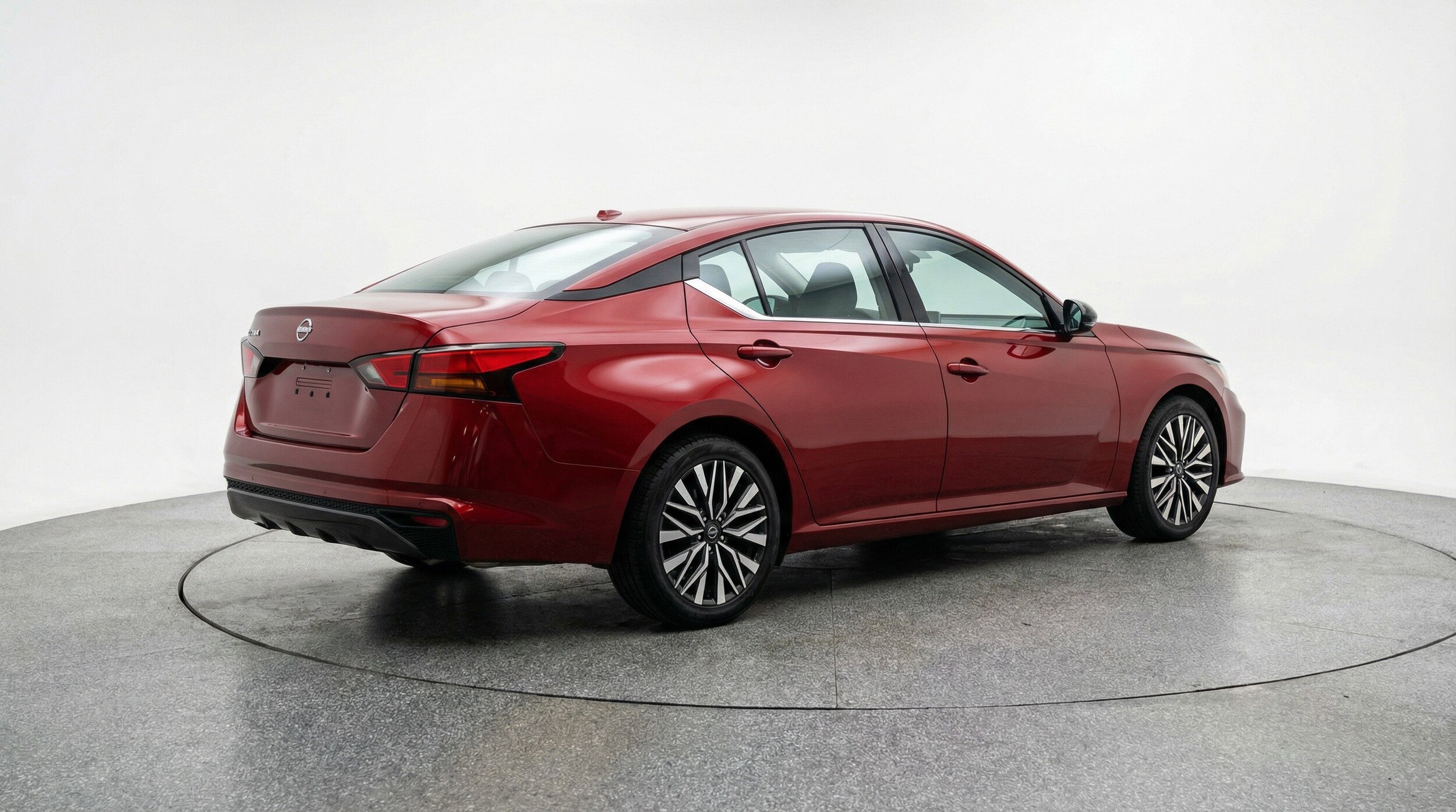 Thumbnail: 2025 Nissan Altima - 9