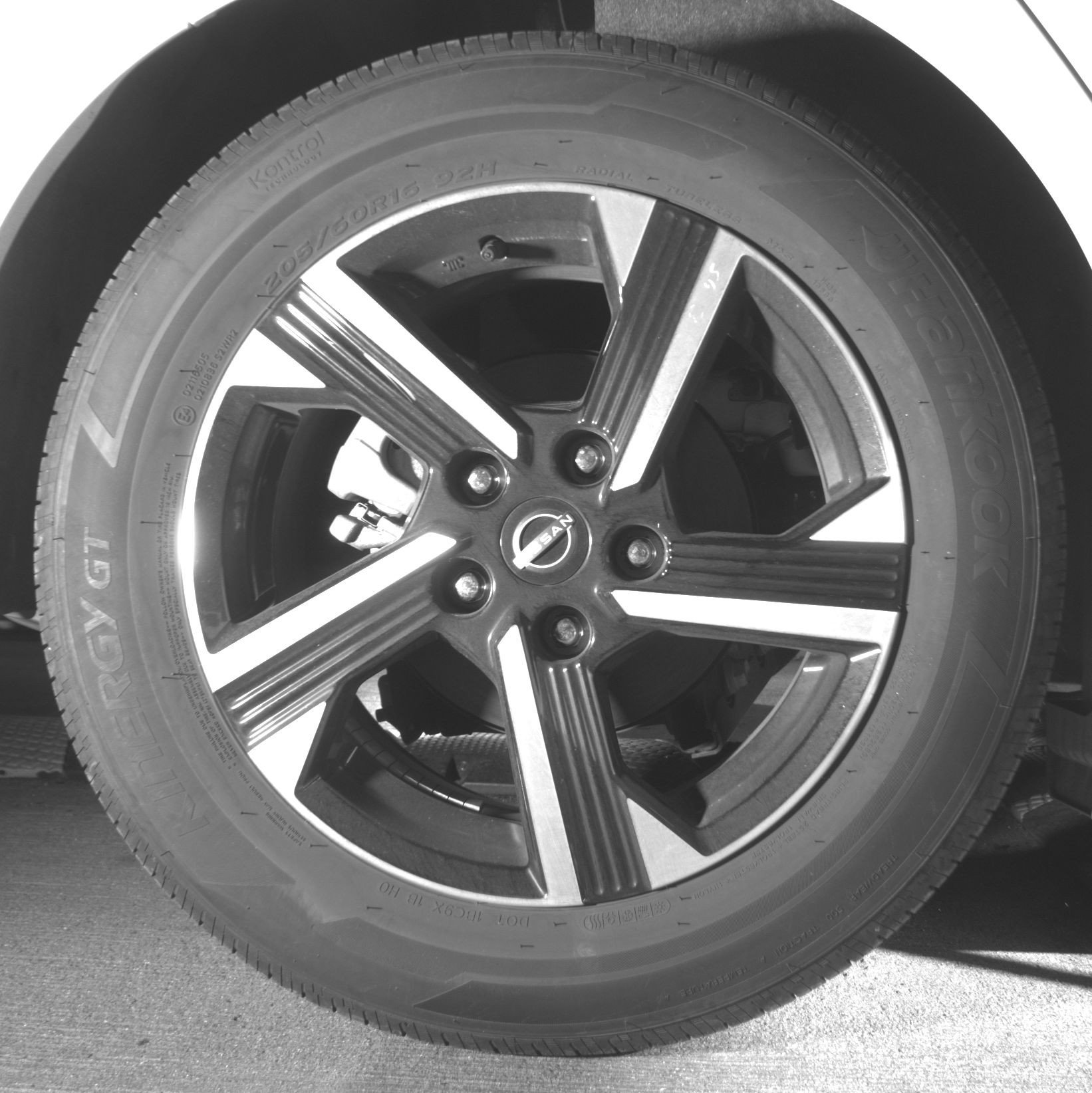 Thumbnail: 2025 Nissan Sentra - 15