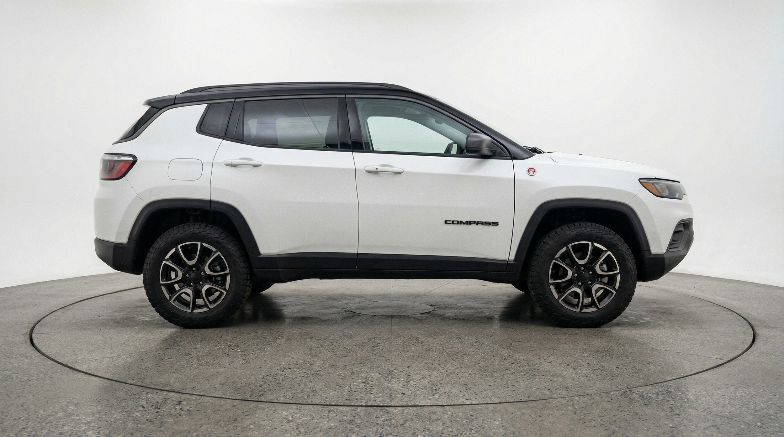 Thumbnail: 2025 Jeep Compass - 11