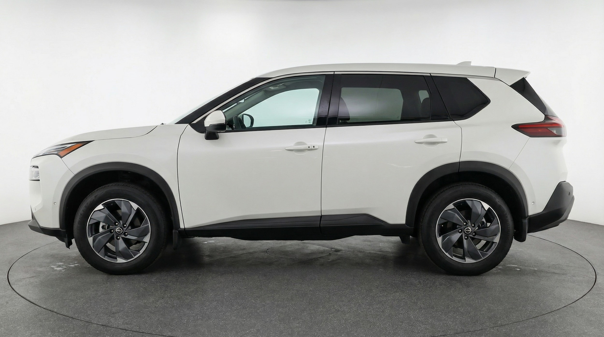 Thumbnail: 2025 Nissan Rogue - 4