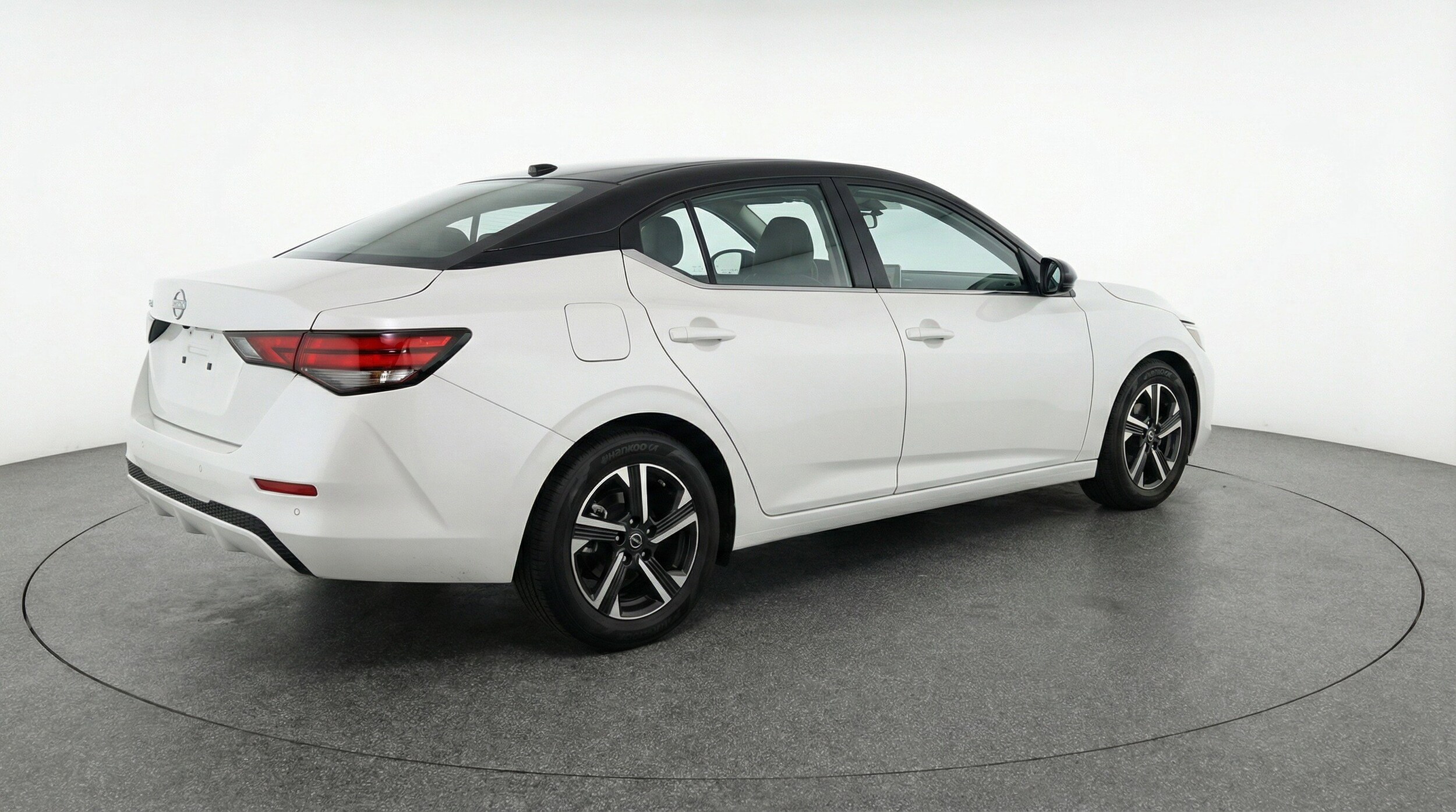Thumbnail: 2025 Nissan Sentra - 9