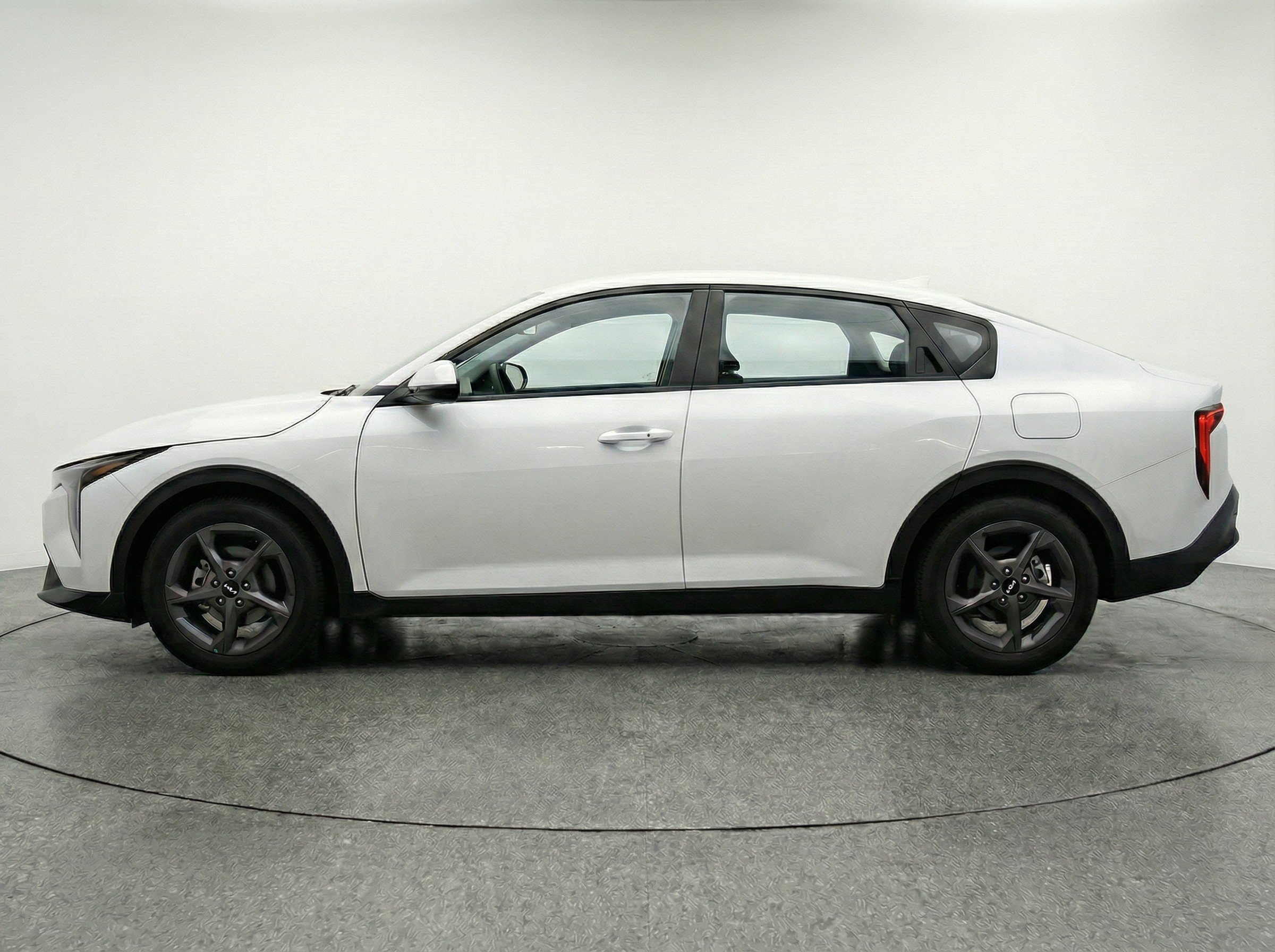 Thumbnail: 2025 Kia K4 - 5