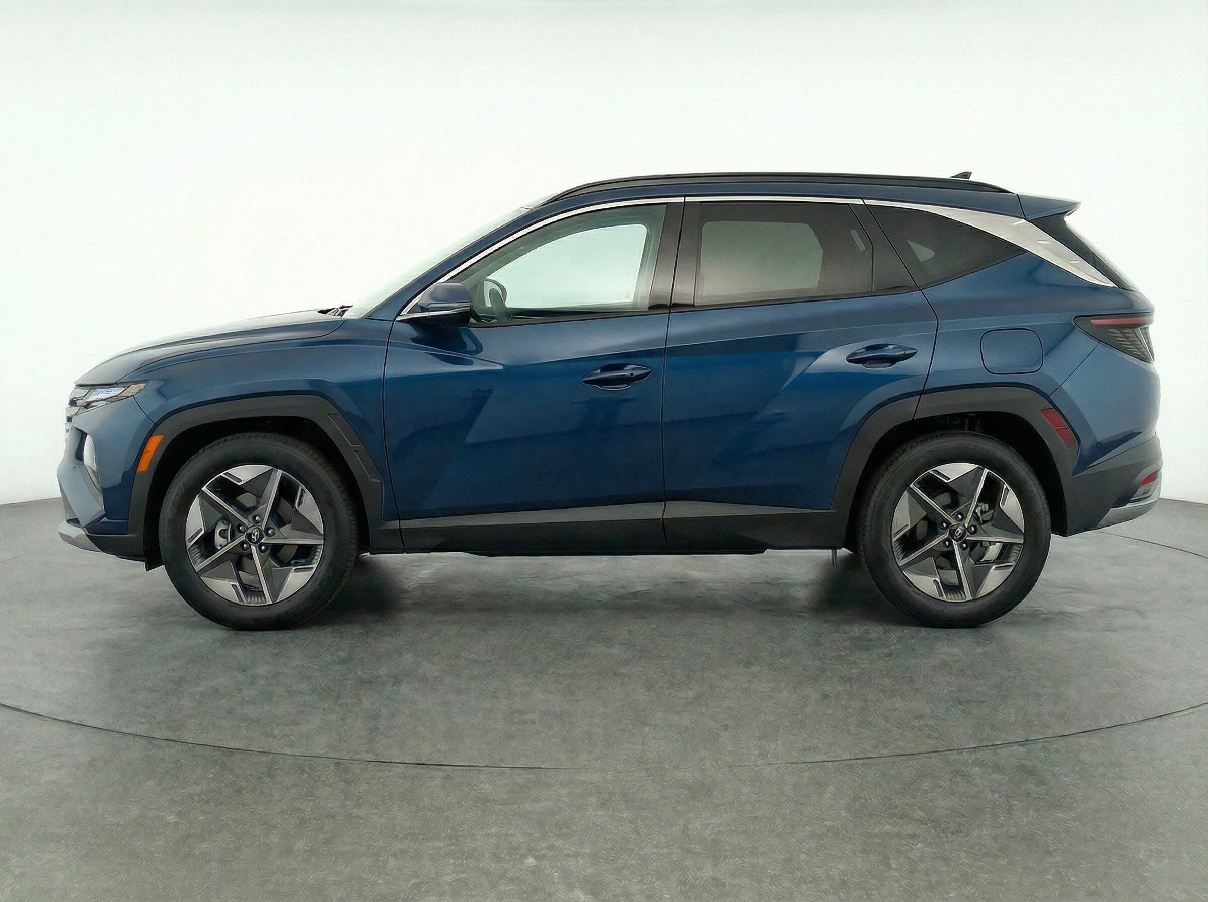 Thumbnail: 2025 Hyundai Tucson - 4