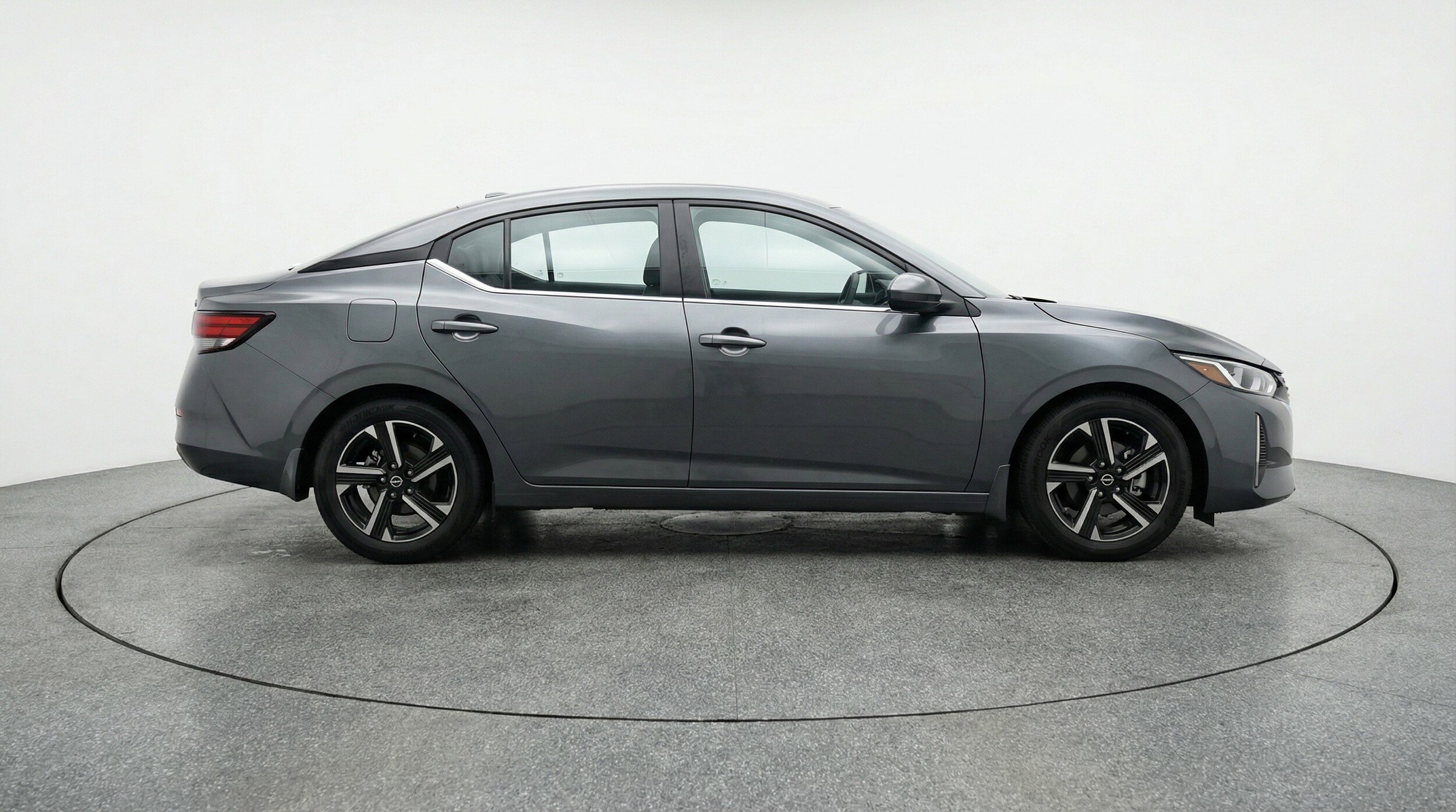 Thumbnail: 2025 Nissan Sentra - 11