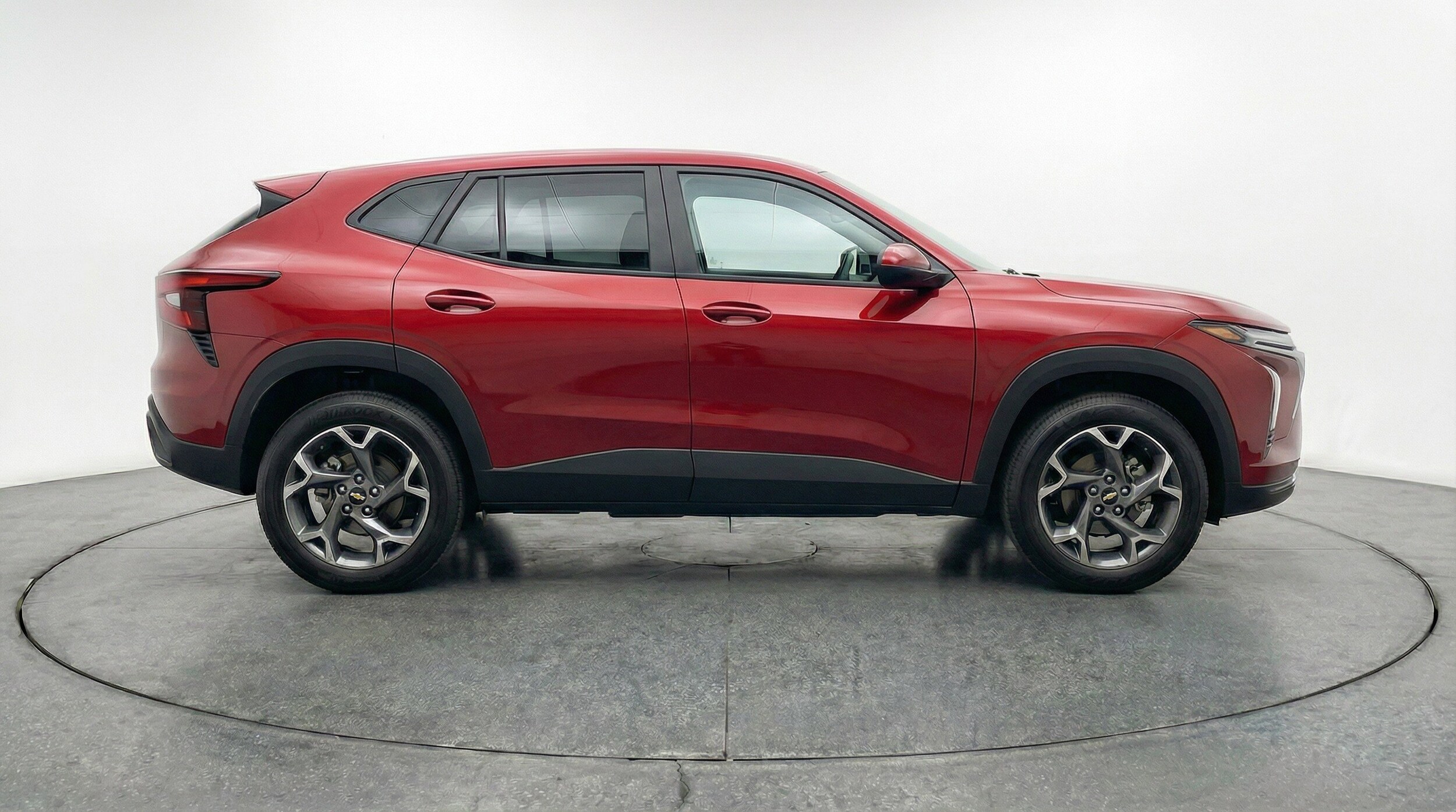 Thumbnail: 2025 Chevrolet Trax - 11