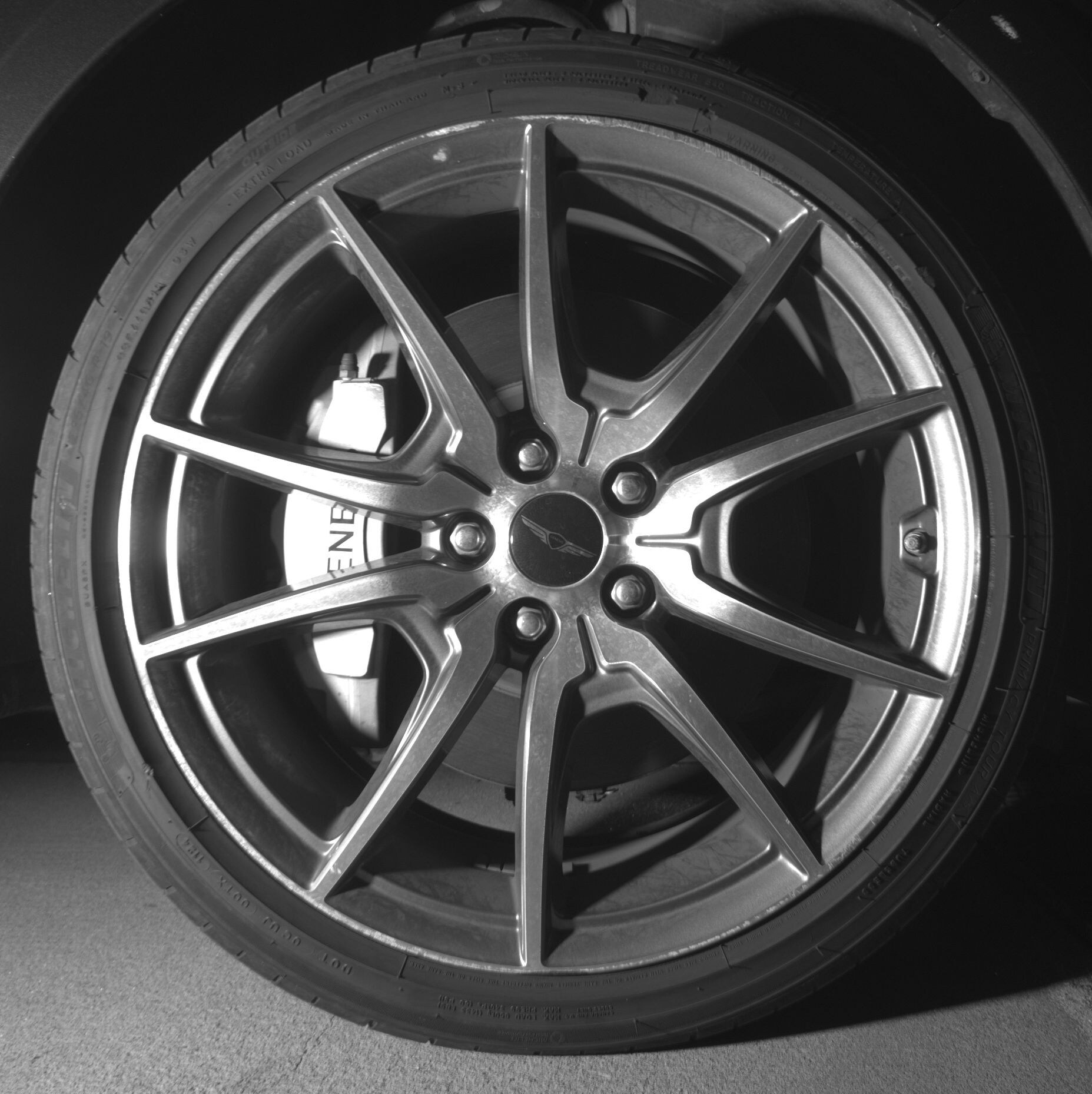 Thumbnail: 2025 Genesis G70 - 10