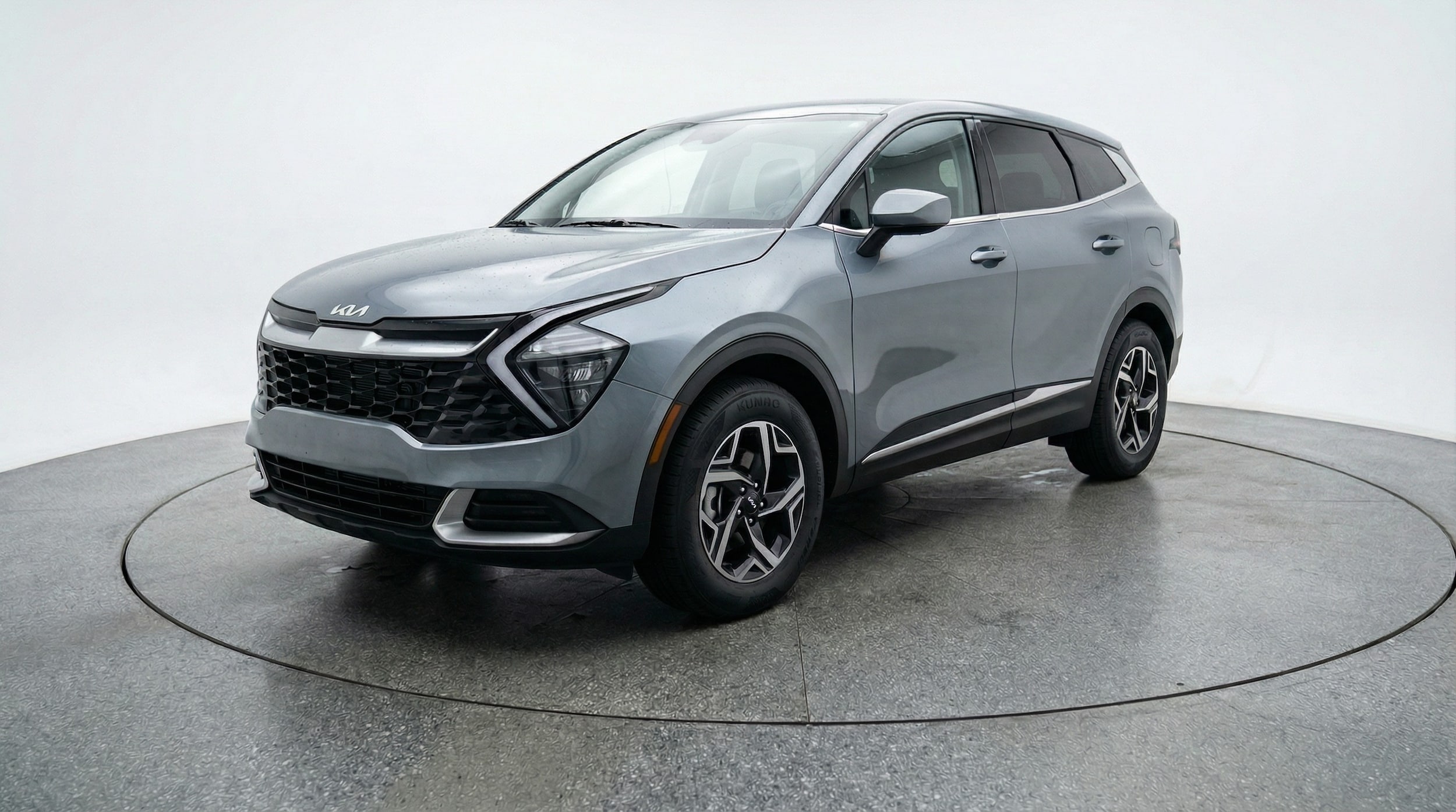 Thumbnail: 2025 Kia Sportage - 3