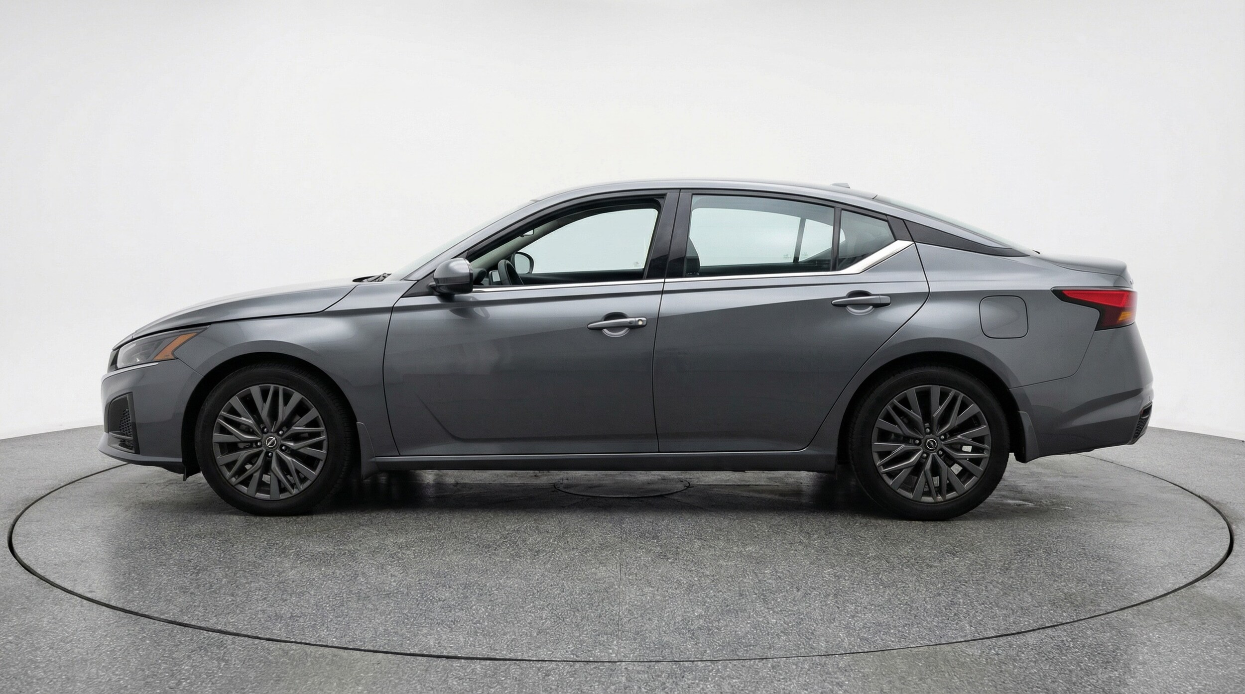 Thumbnail: 2025 Nissan Altima - 4