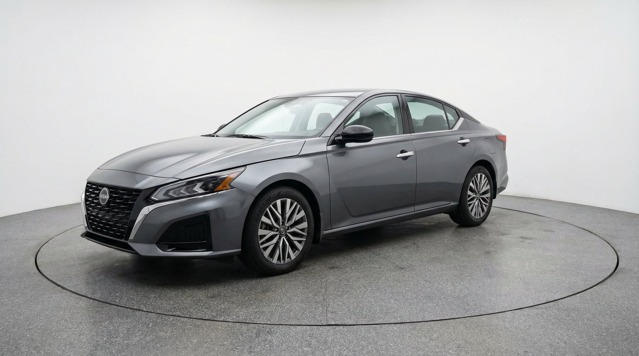 Thumbnail: 2025 Nissan Altima - 3