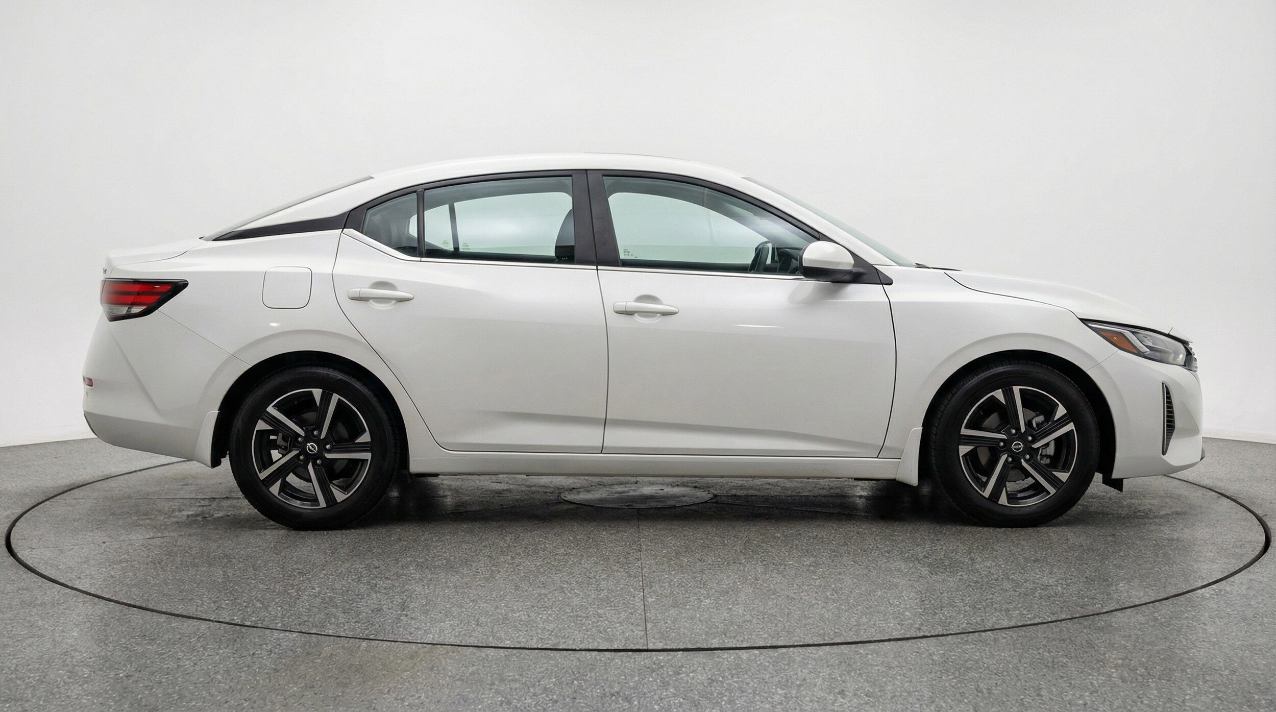 Thumbnail: 2025 Nissan Sentra - 11