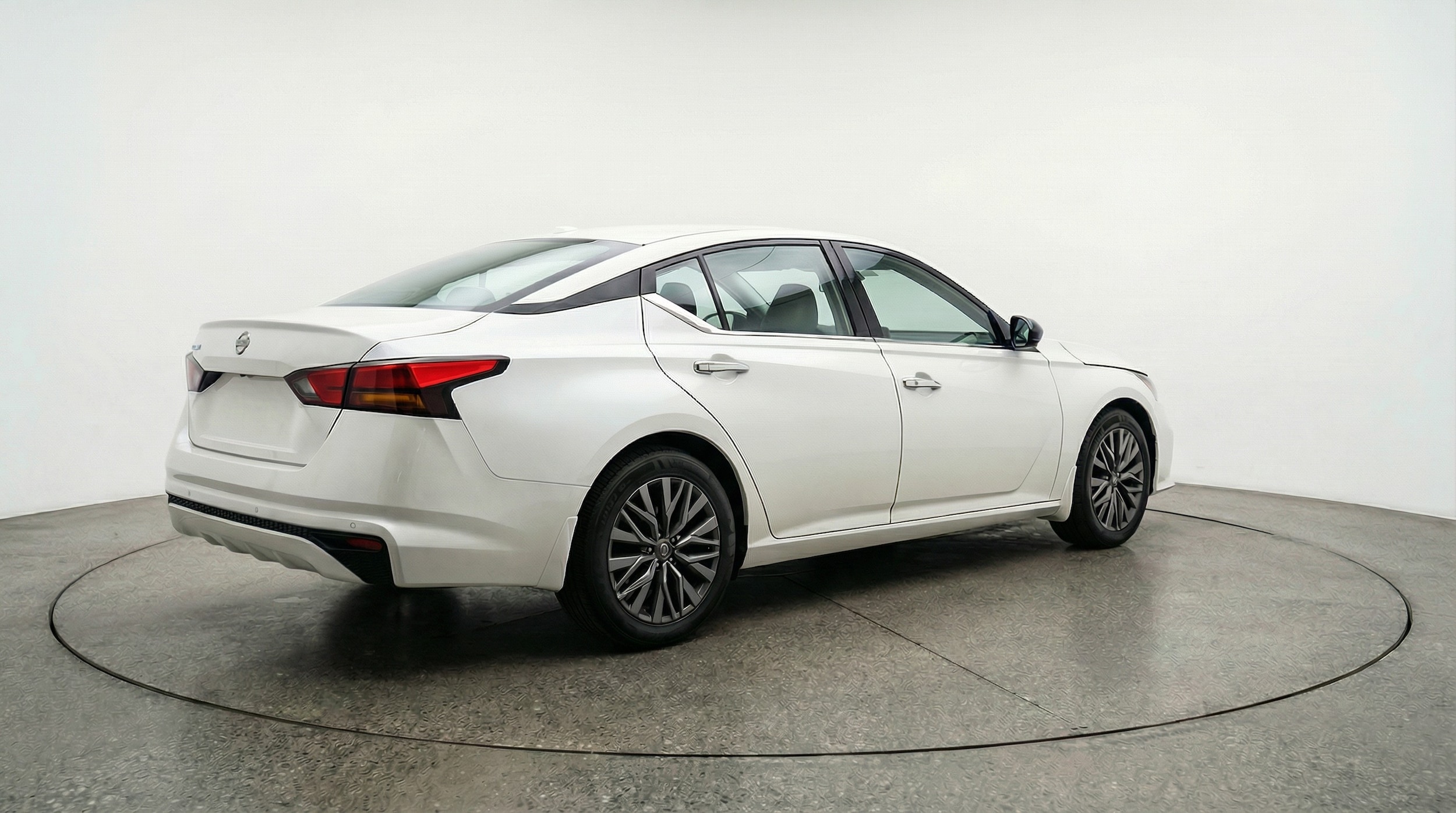 Thumbnail: 2025 Nissan Altima - 7