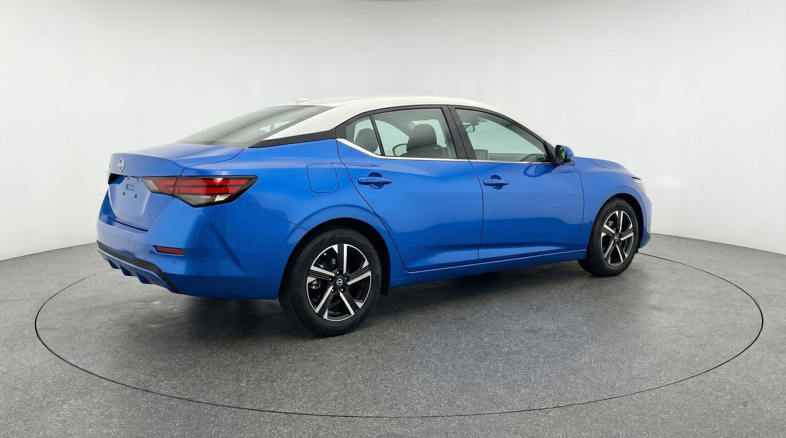 Thumbnail: 2025 Nissan Sentra - 9