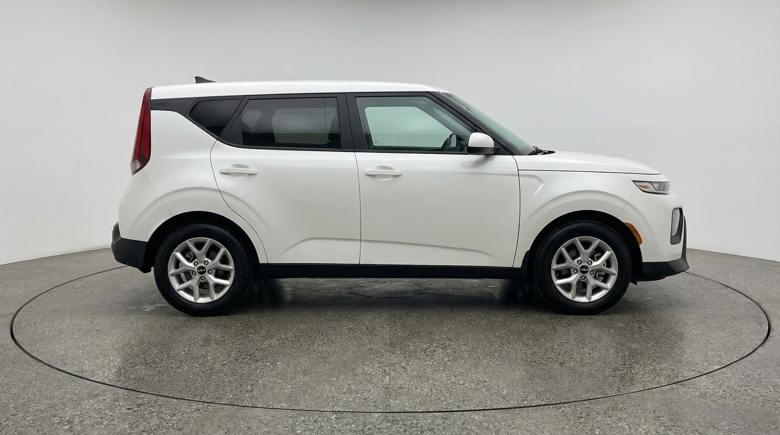 Thumbnail: 2025 Kia Soul - 8