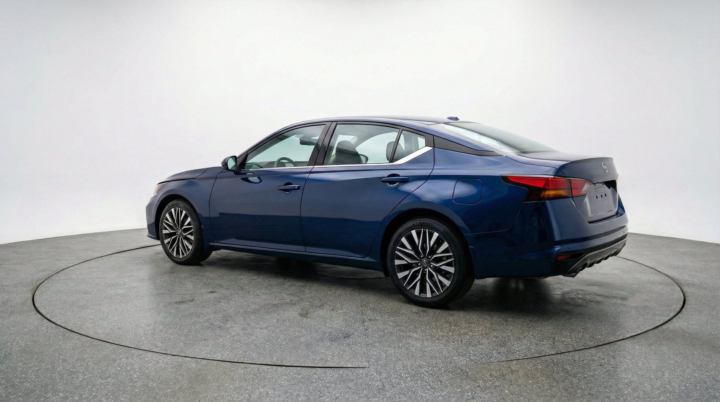 Thumbnail: 2025 Nissan Altima - 6