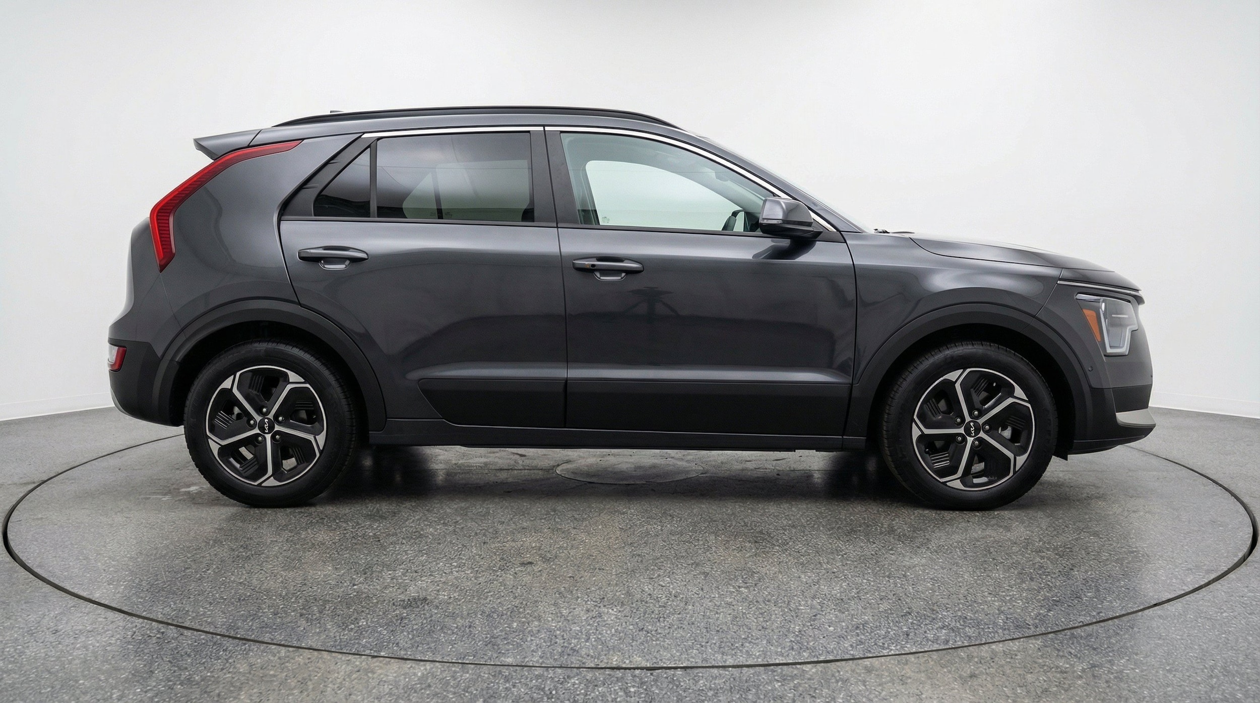 Thumbnail: 2026 Kia Niro - 11