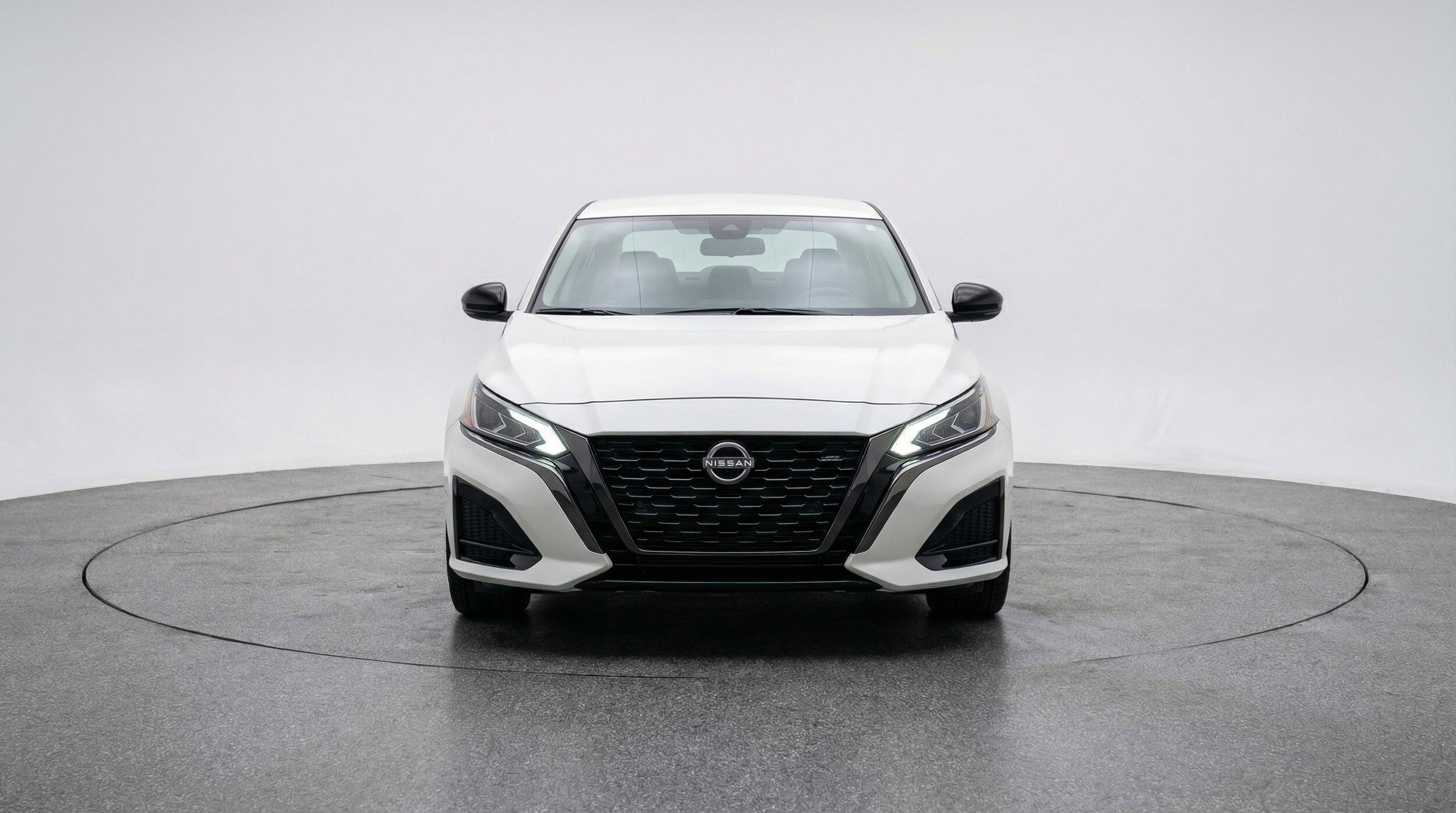 Thumbnail: 2025 Nissan Altima - 2