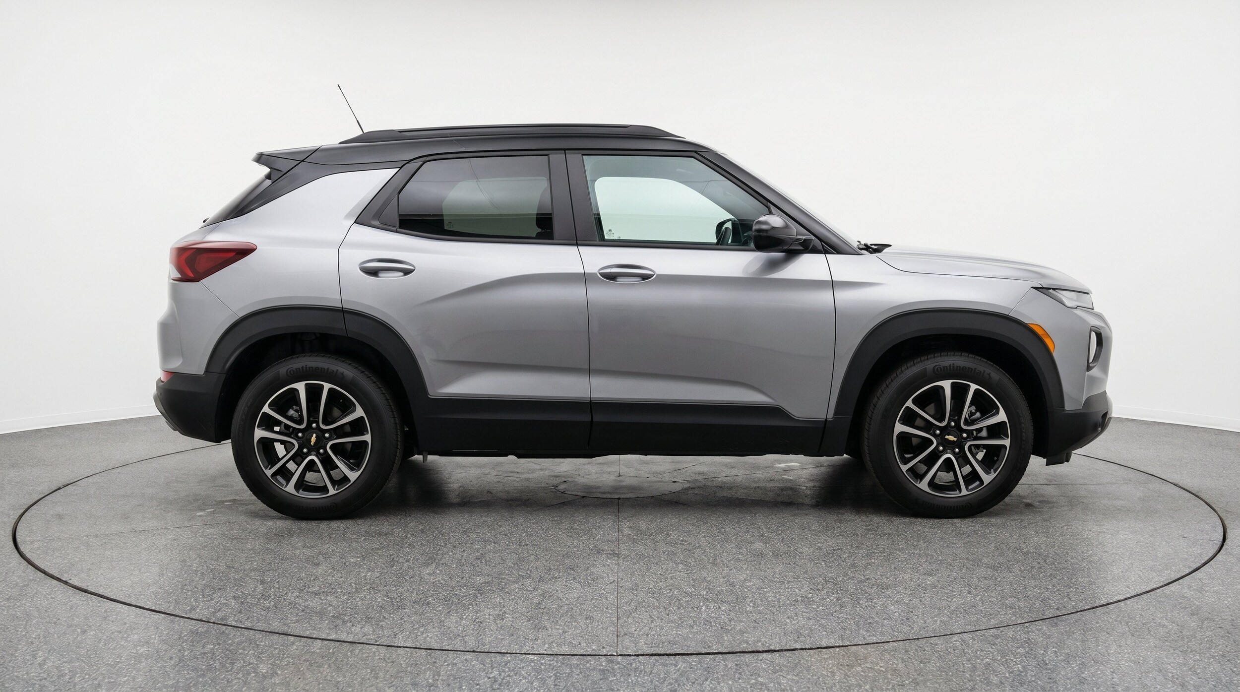Thumbnail: 2025 Chevrolet TrailBlazer - 11