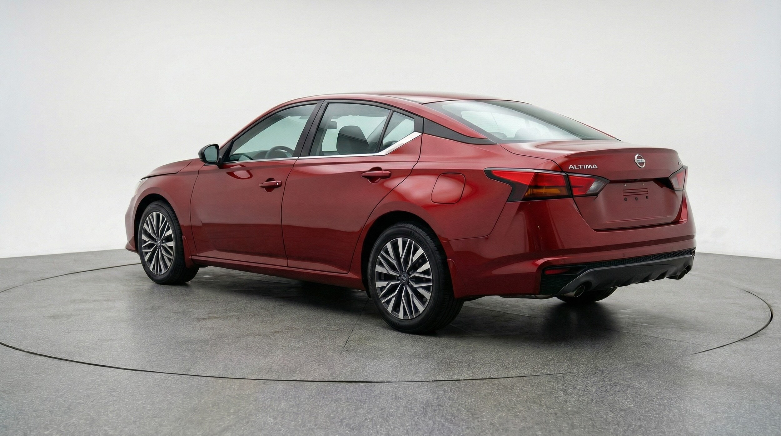 Thumbnail: 2025 Nissan Altima - 5