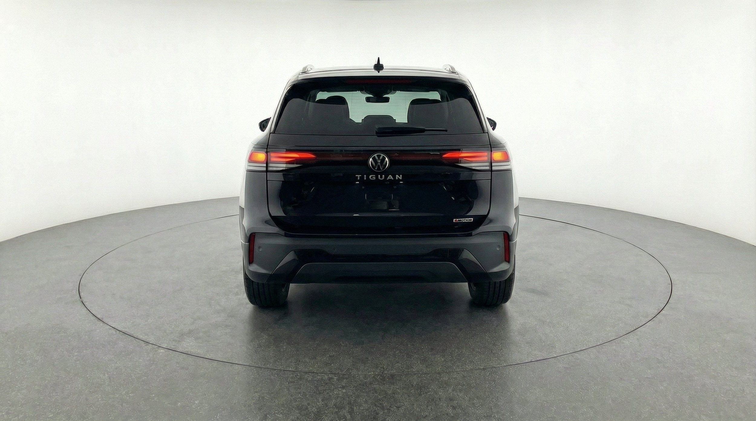 Thumbnail: 2026 Volkswagen Tiguan - 7