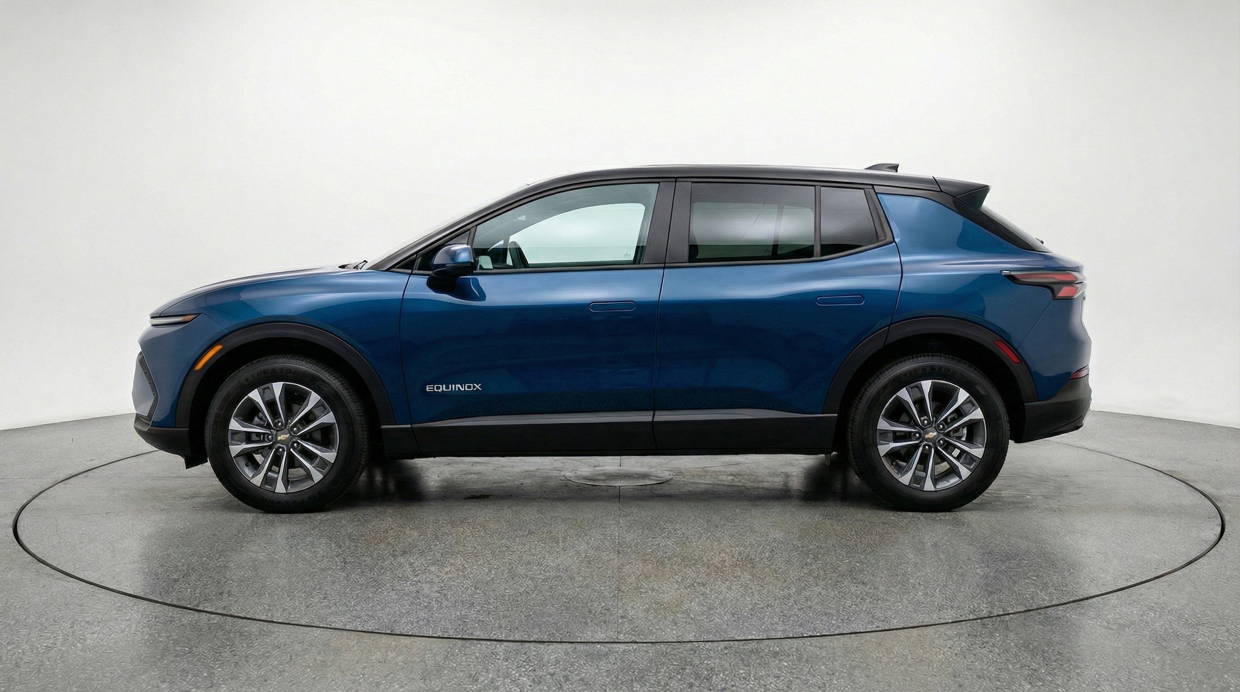 Thumbnail: 2025 Chevrolet Equinox - 5