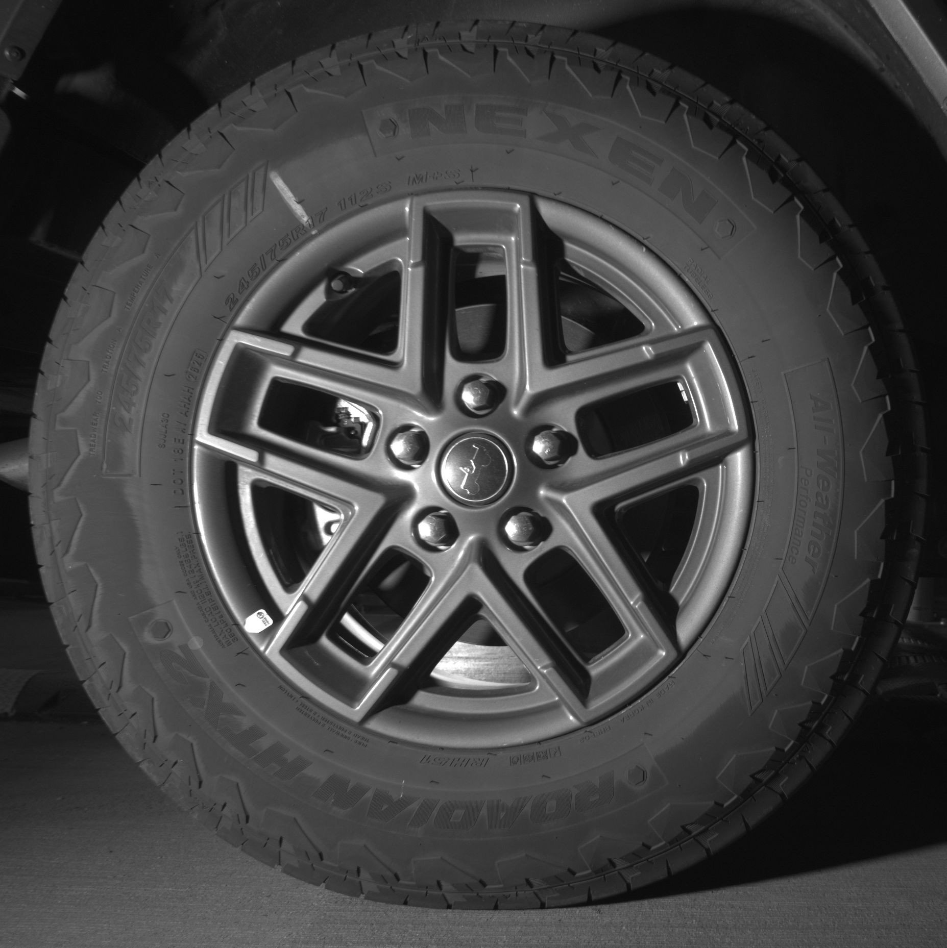 Thumbnail: 2025 Jeep Wrangler - 15