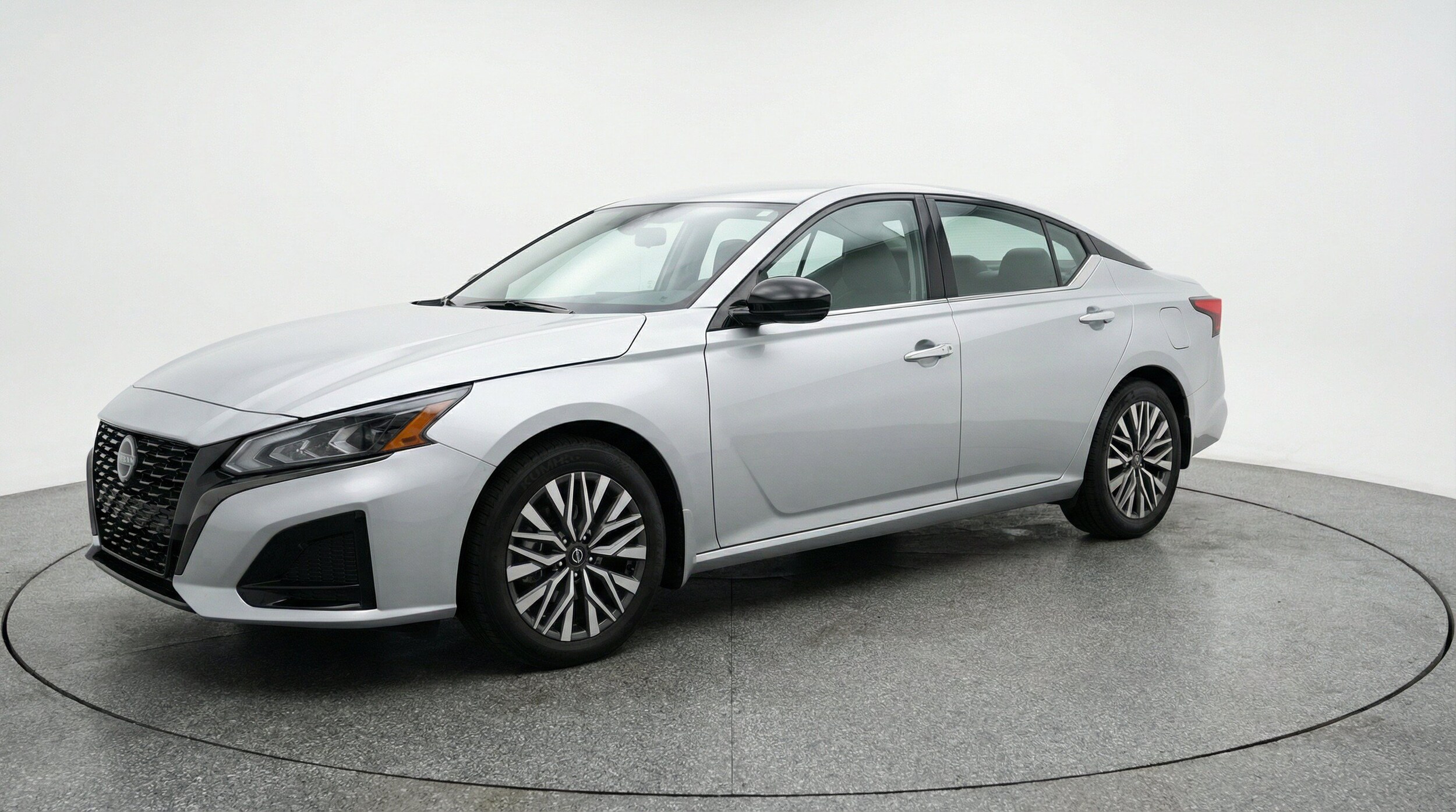 Thumbnail: 2025 Nissan Altima - 3