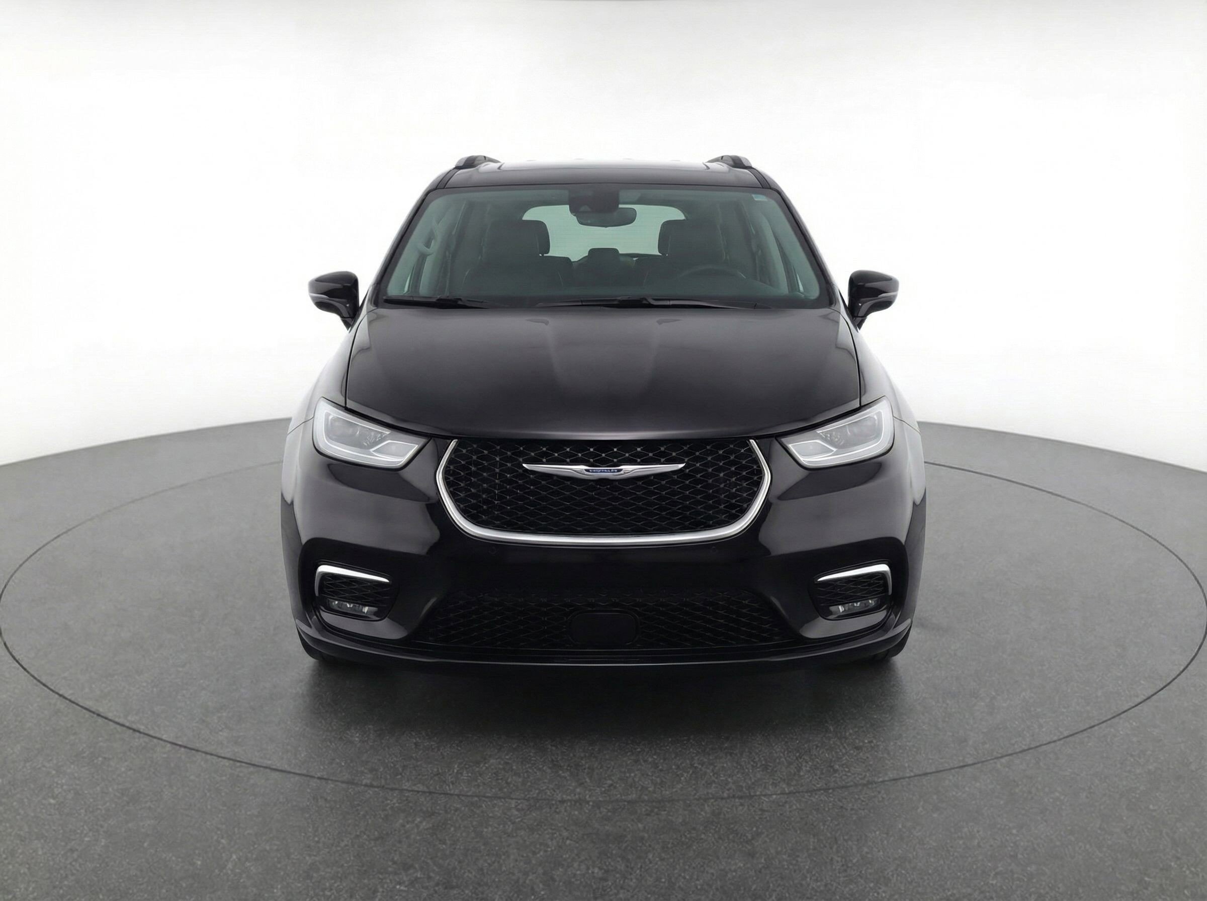 Thumbnail: 2023 Chrysler Pacifica - 2