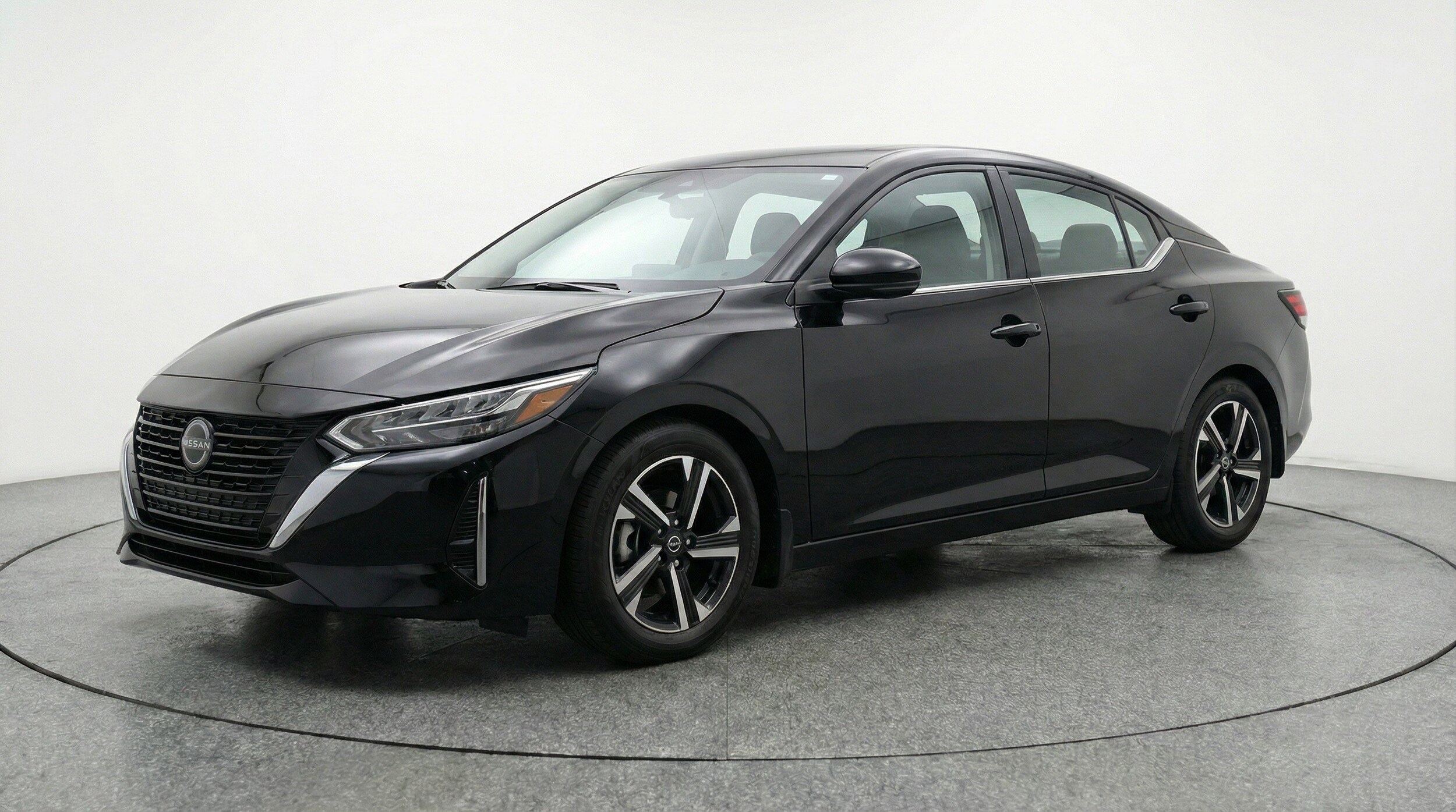 Thumbnail: 2025 Nissan Sentra - 3