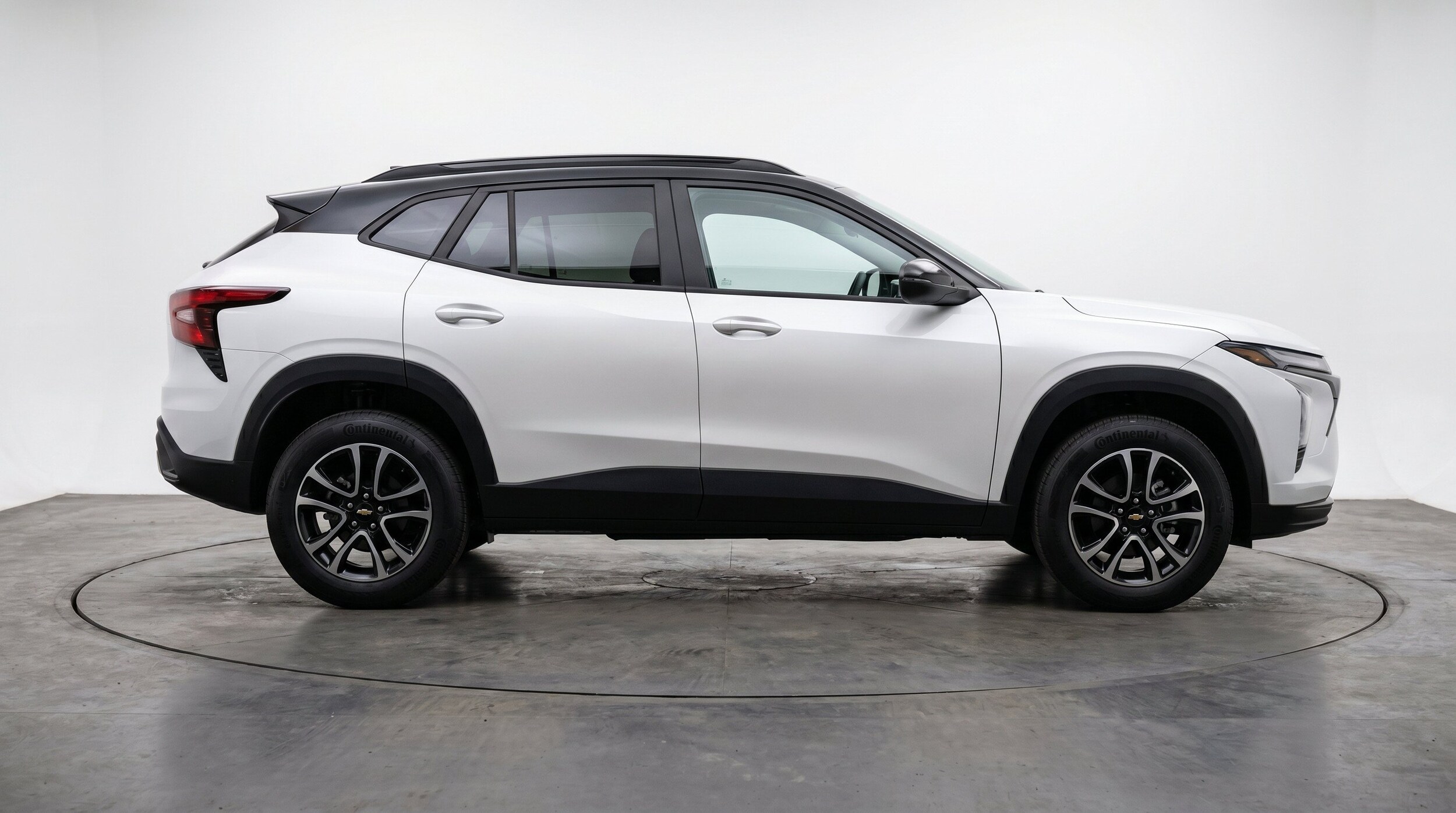 Thumbnail: 2025 Chevrolet TrailBlazer - 11