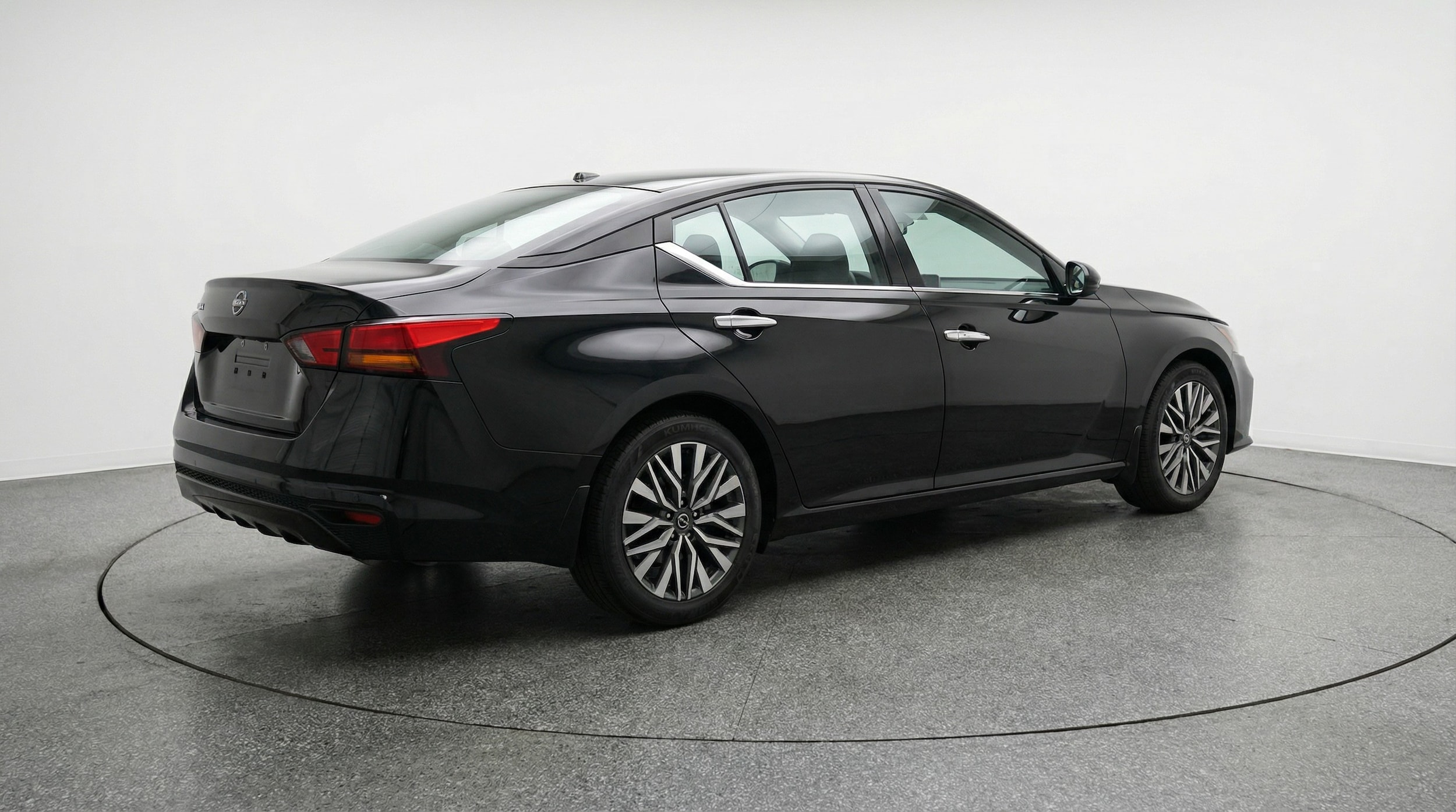 Thumbnail: 2025 Nissan Altima - 7